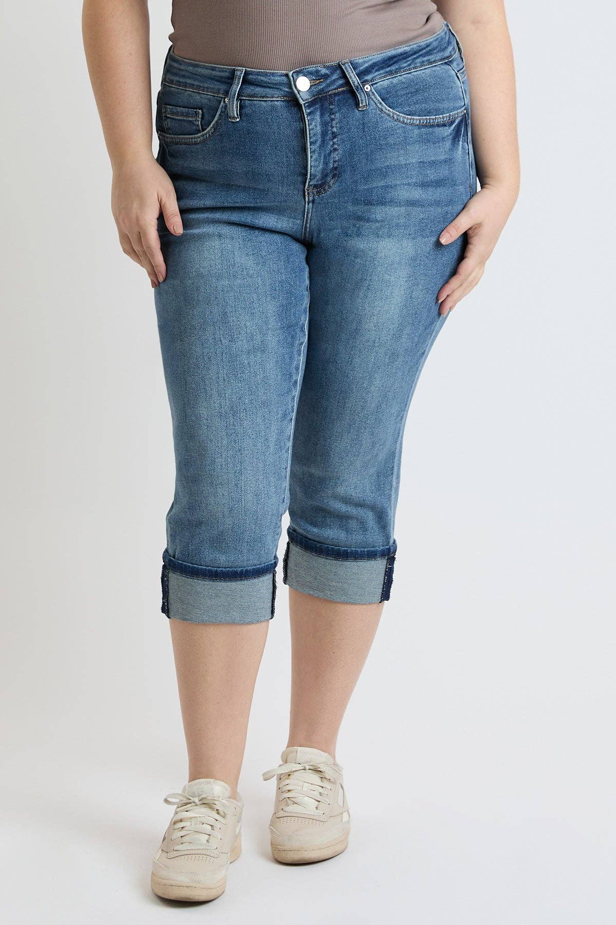 High Rise Premium Stretch Cuff Capri