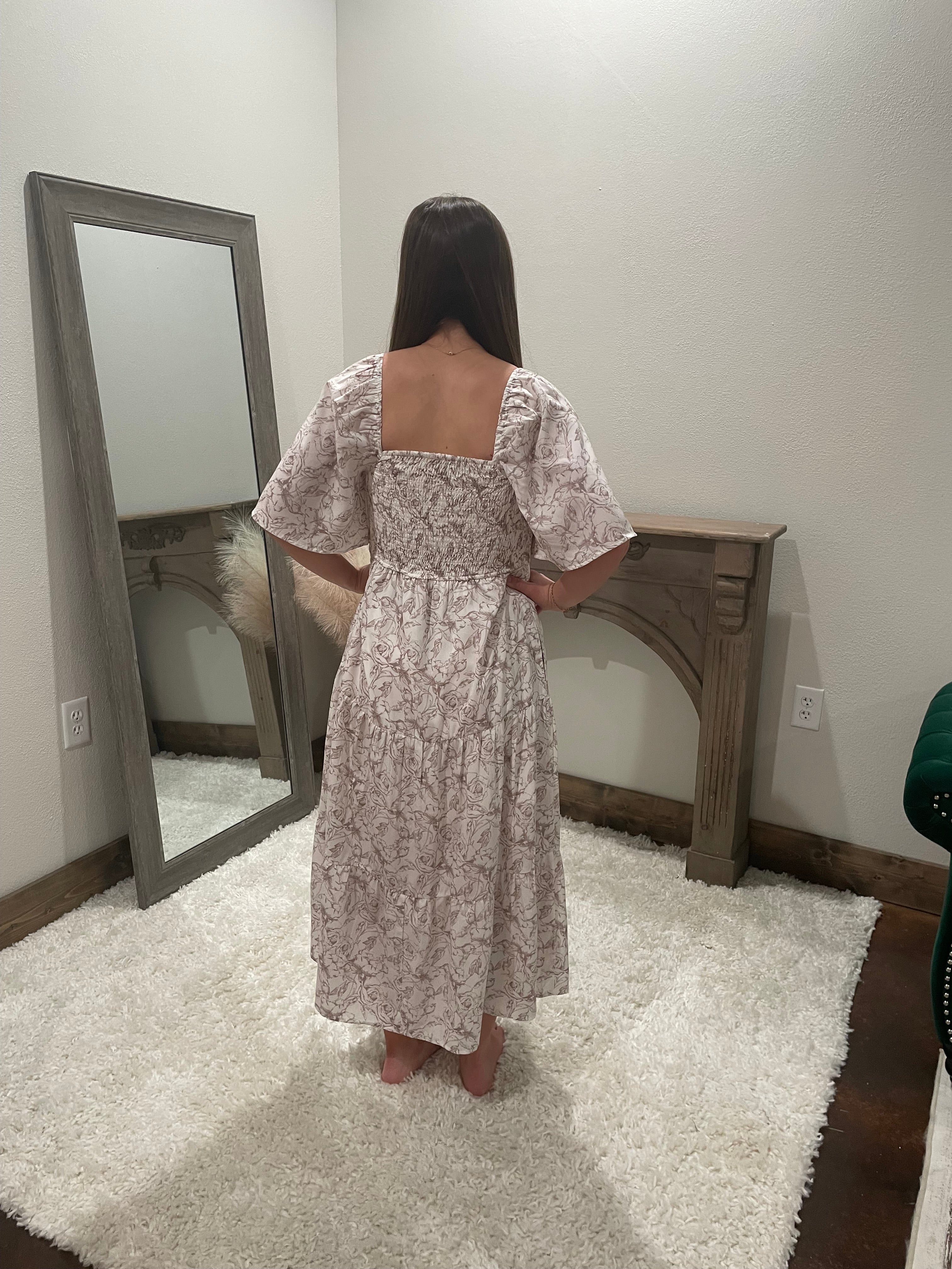 FLORAL FLUTTER SLEEVE MIDI DRESS WITH SLIT