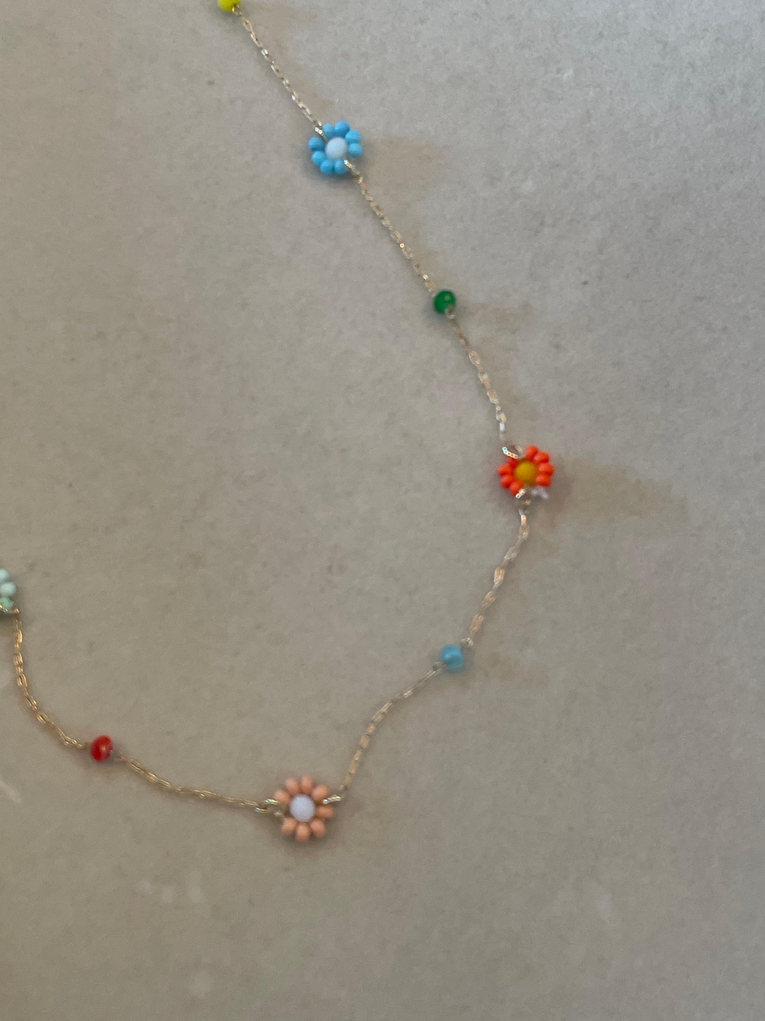 Dainty Flower Necklace