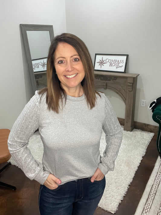 CREW-NECK CASUAL TOP