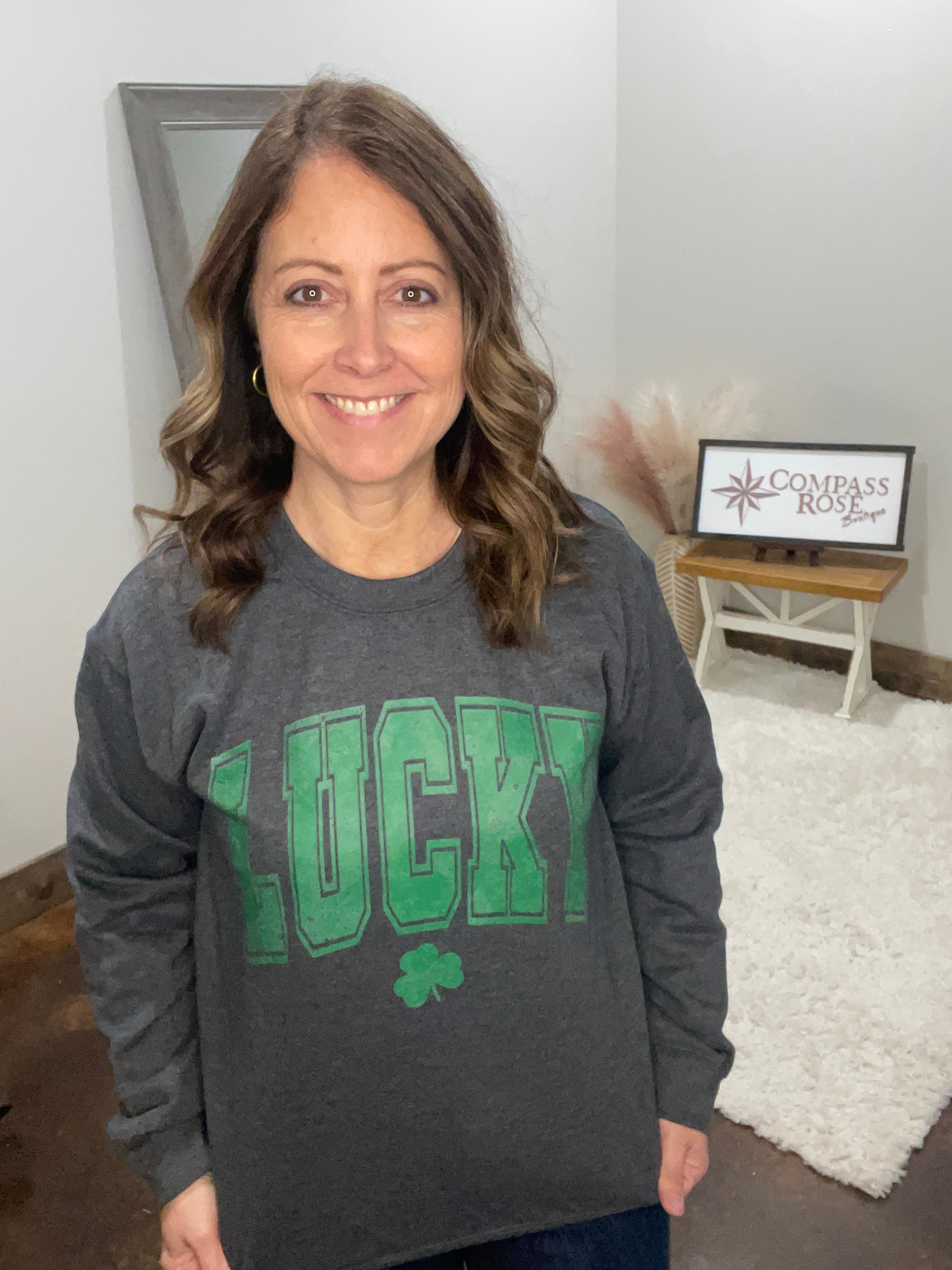 Lucky Crewneck Pullover