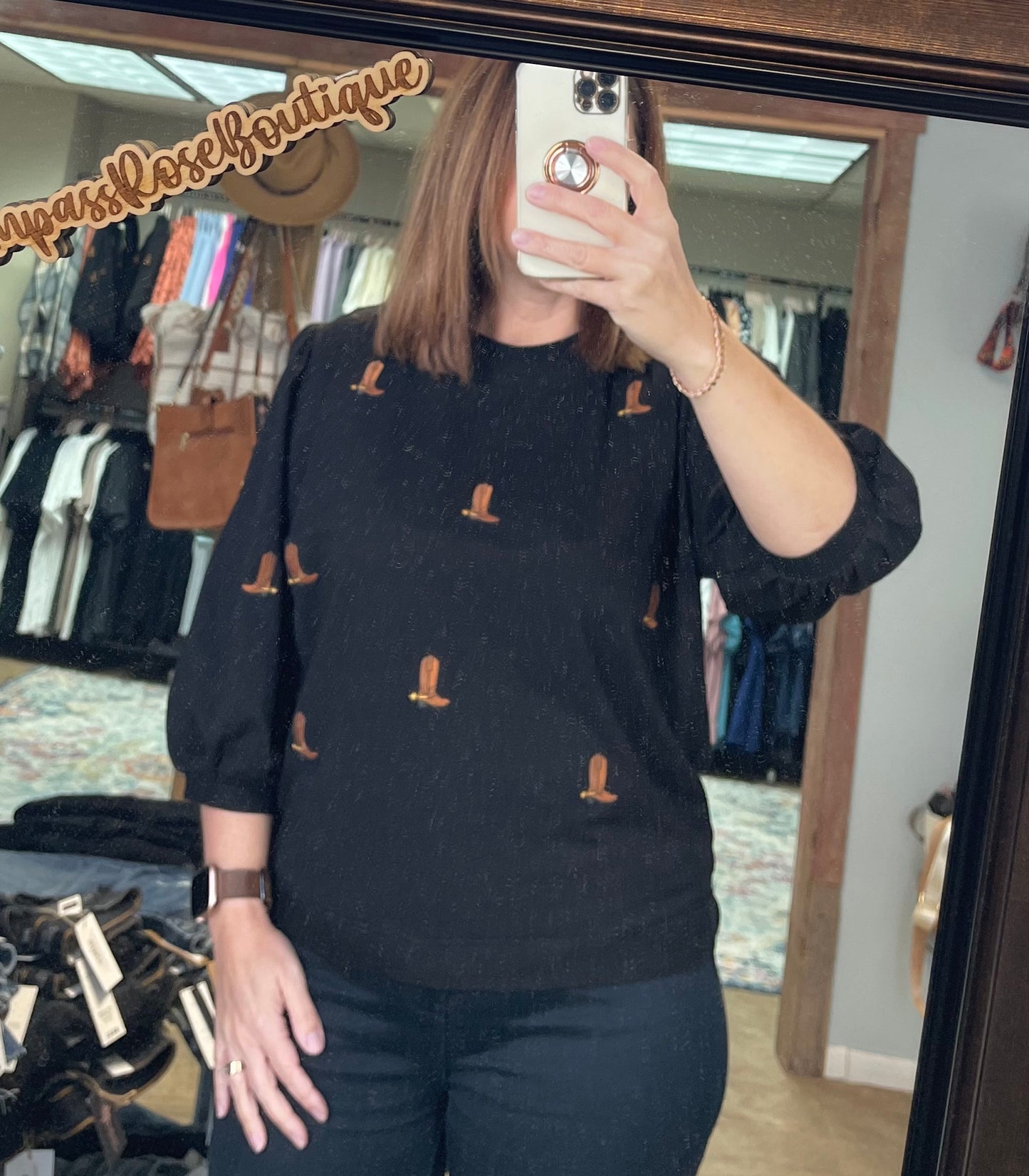 Embroidered 3/4 Sleeve Top