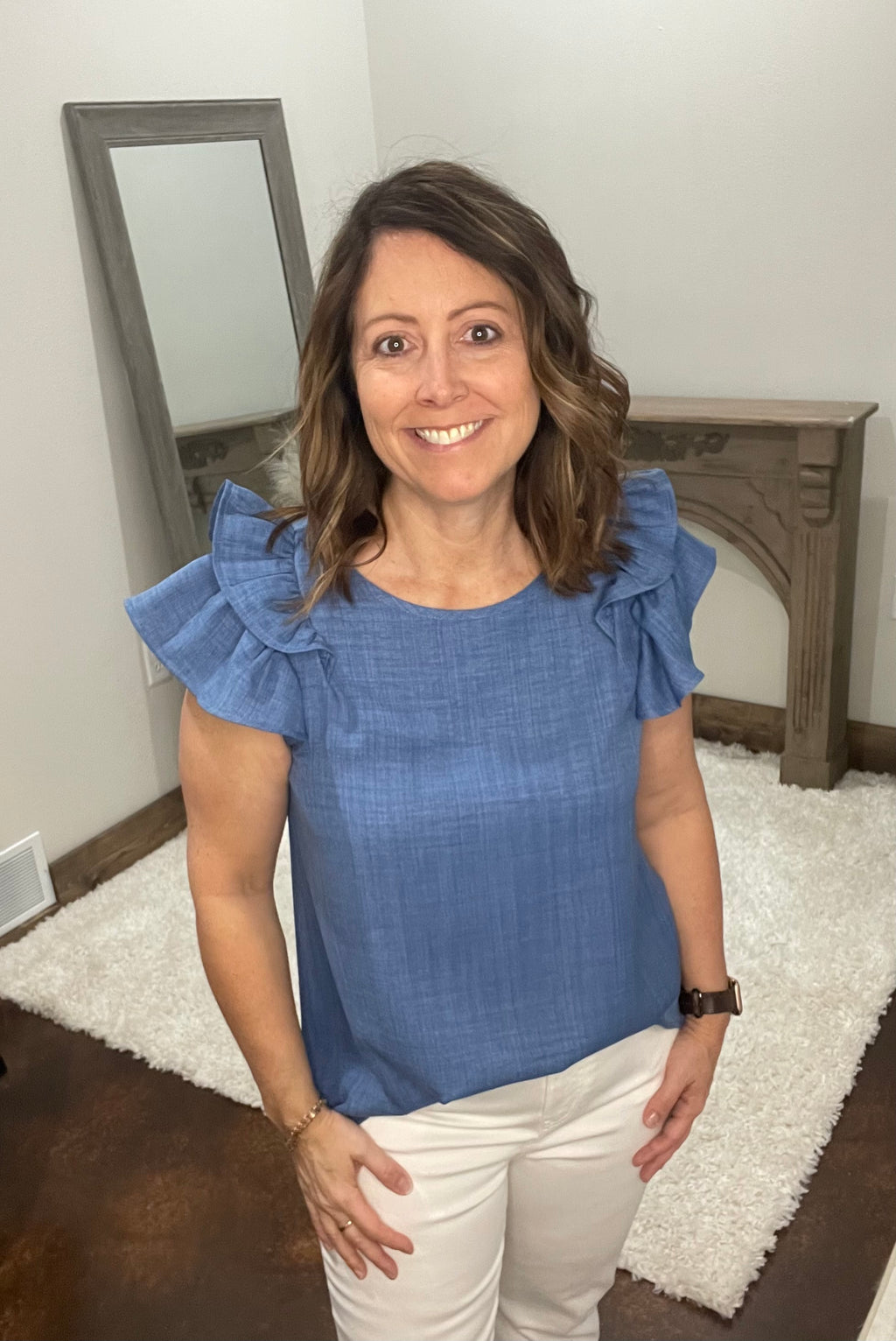 RUFFLE SLEEVE LINEN BLOUSE