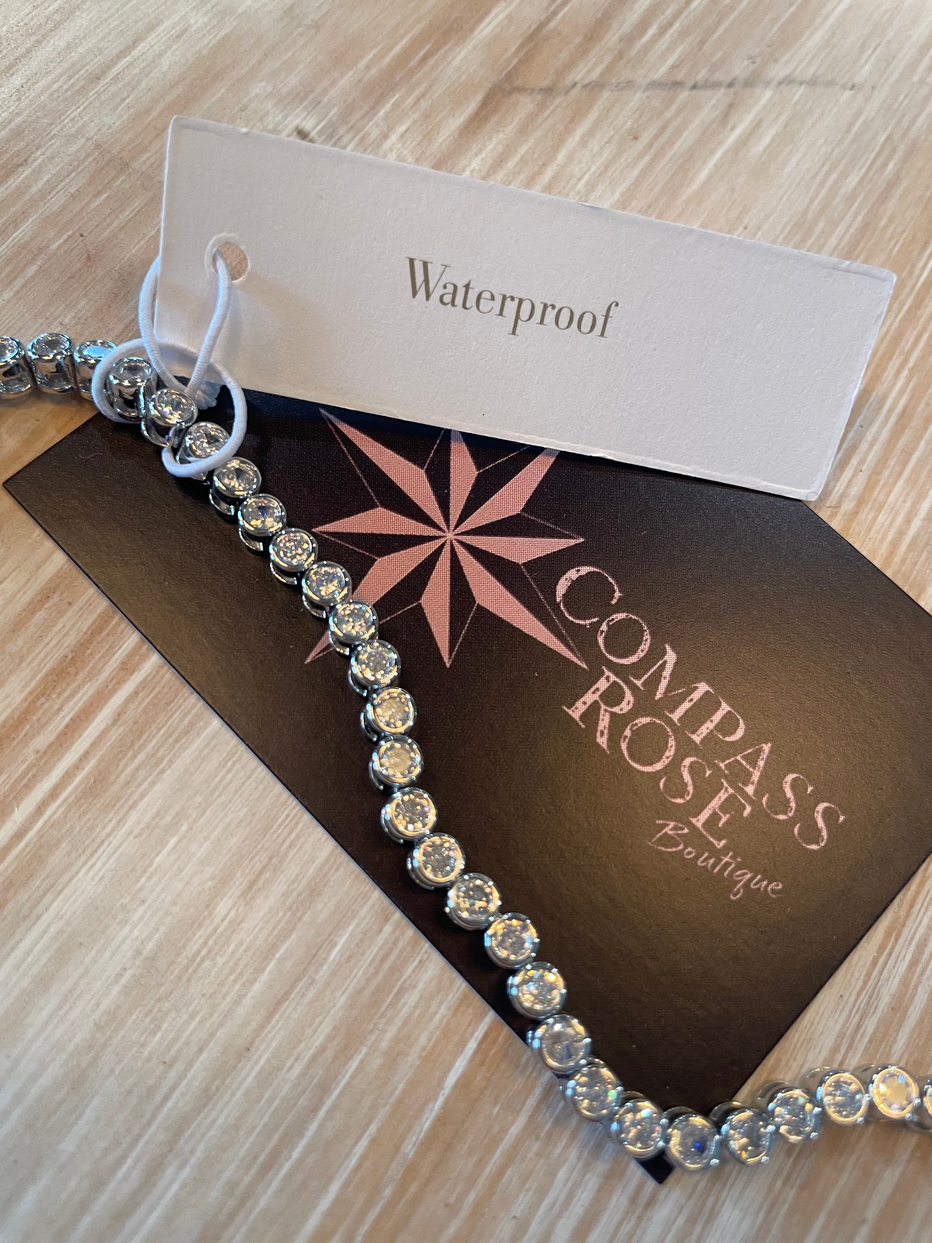 Tennis Bracelet Frosted In Diamonds - WATERPROOF