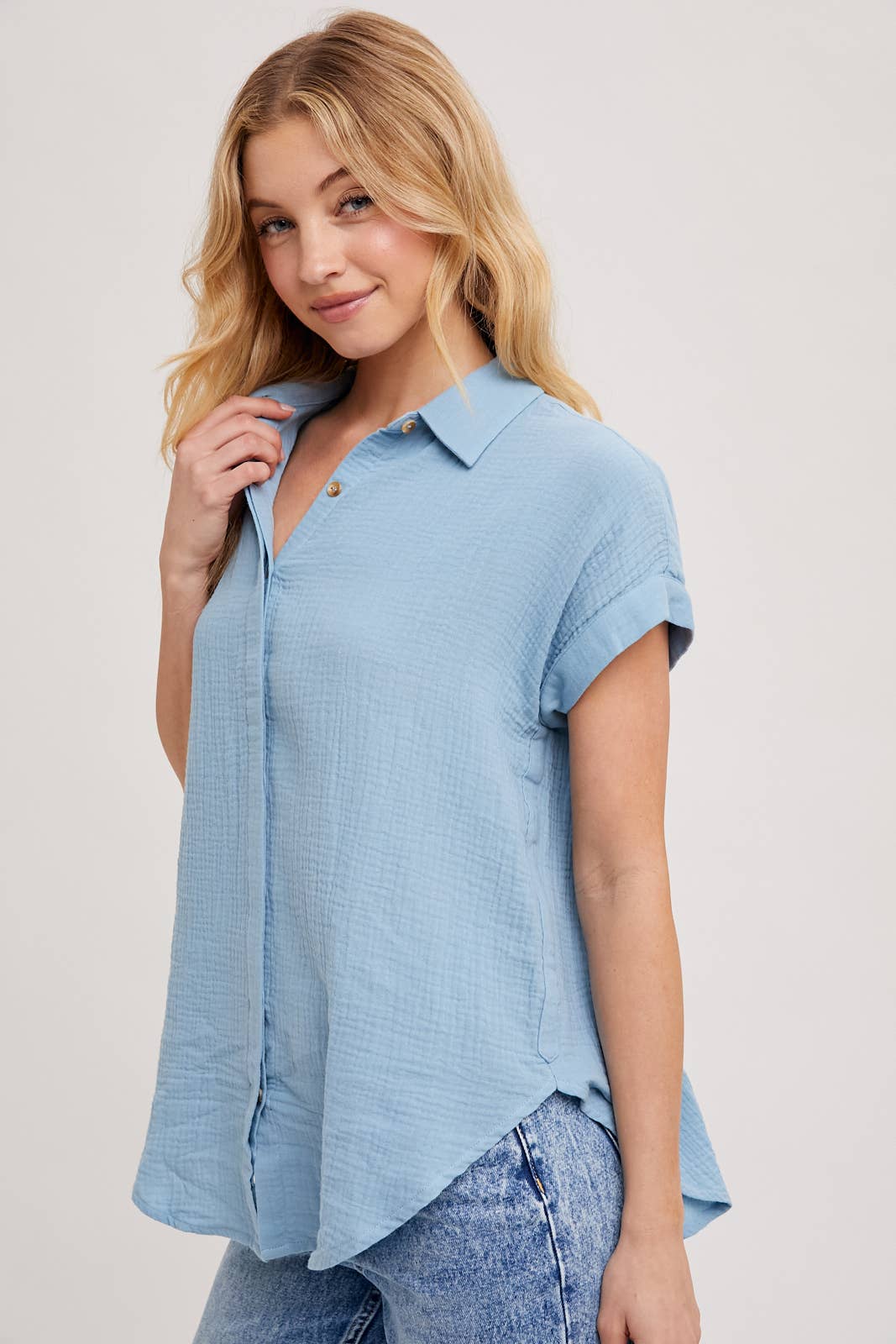 ESSENTIAL BUTTON UP COTTON SHIRT