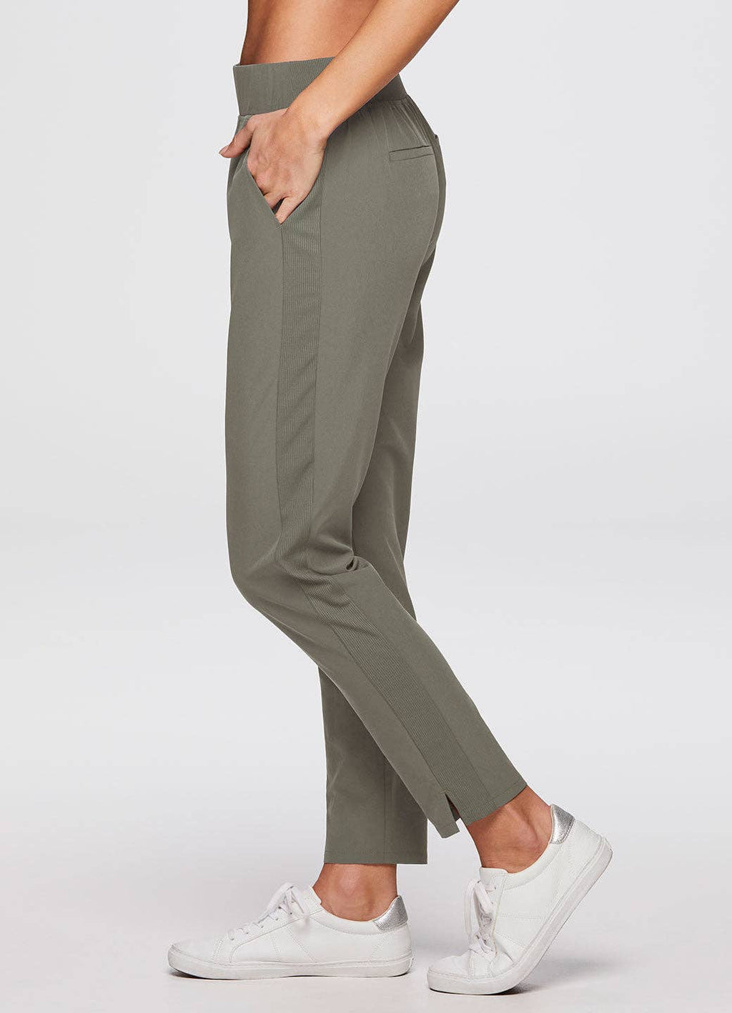 Everyday Ribbed Ankle Pant