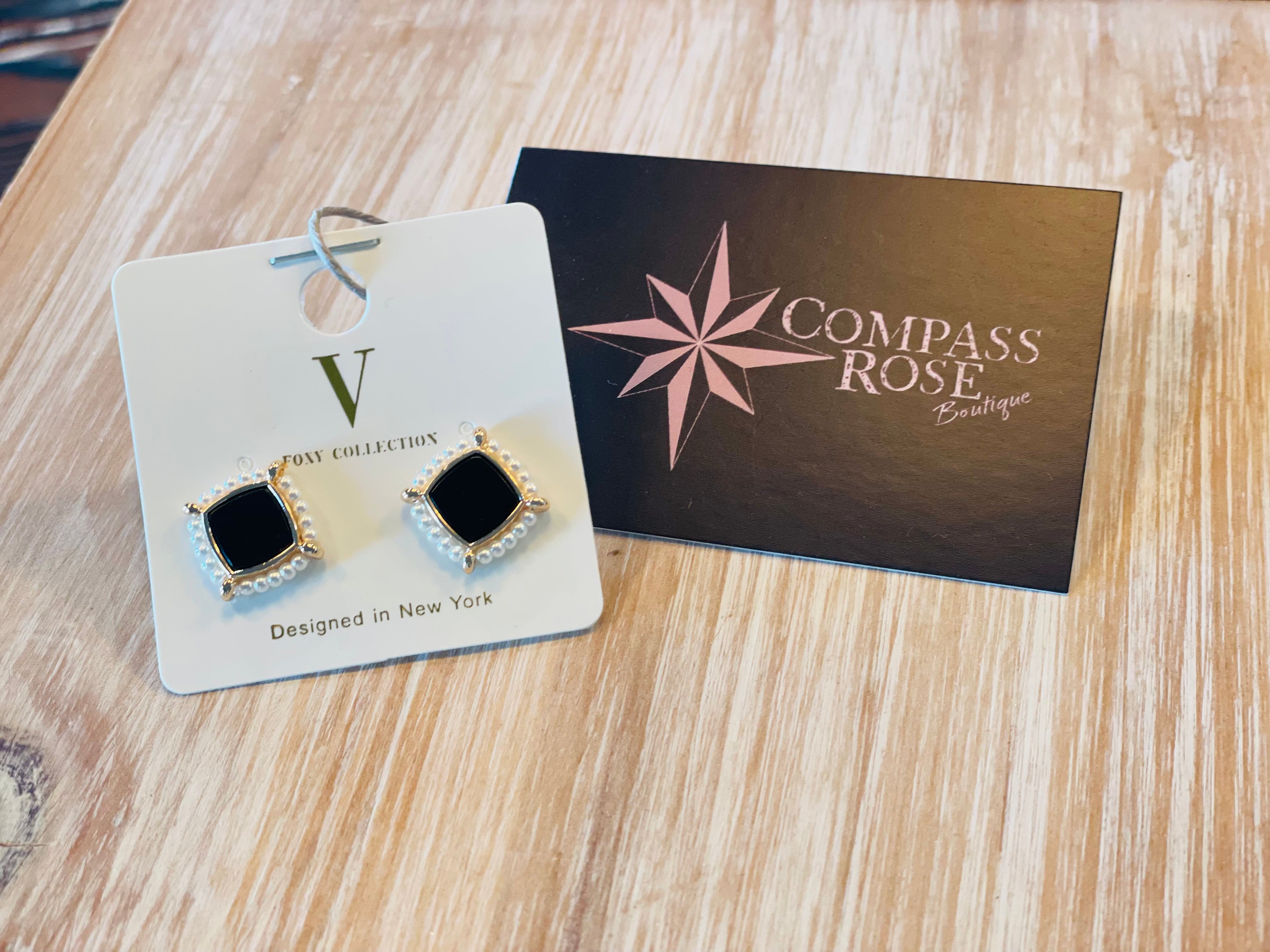 Onyx Pearl Surround Square Earrings