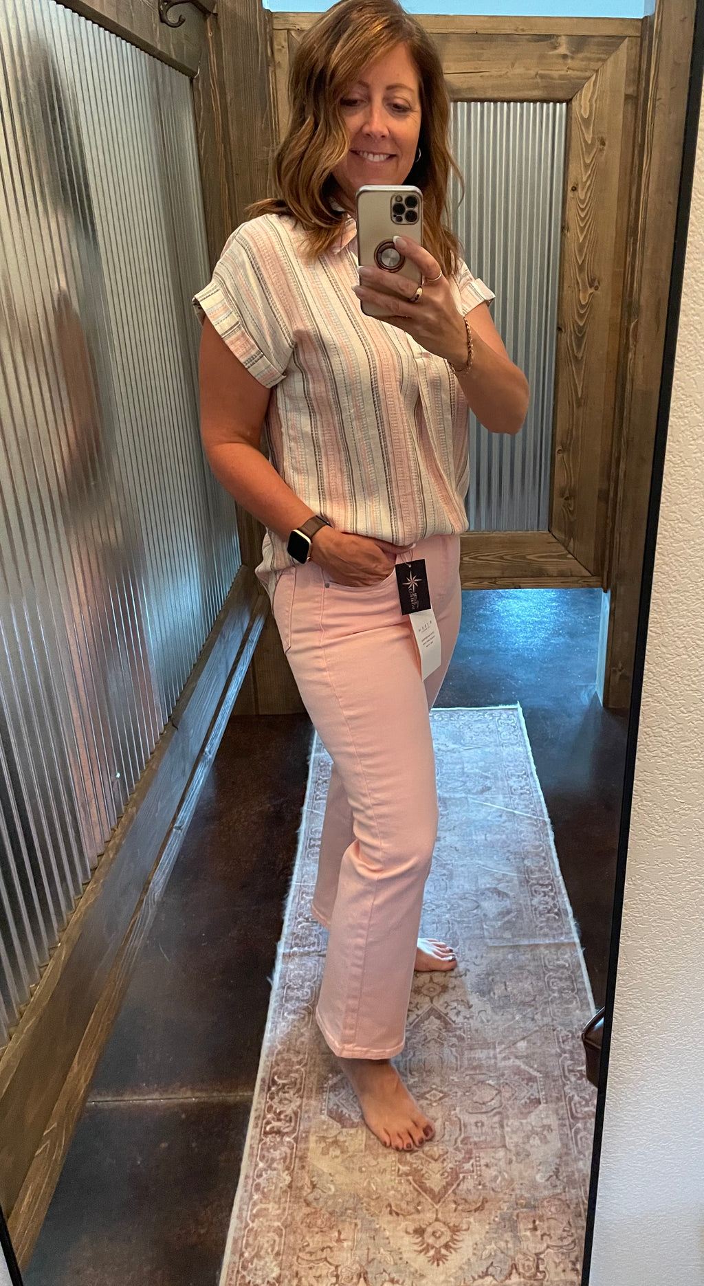 Risen HR Crop Straight Pants