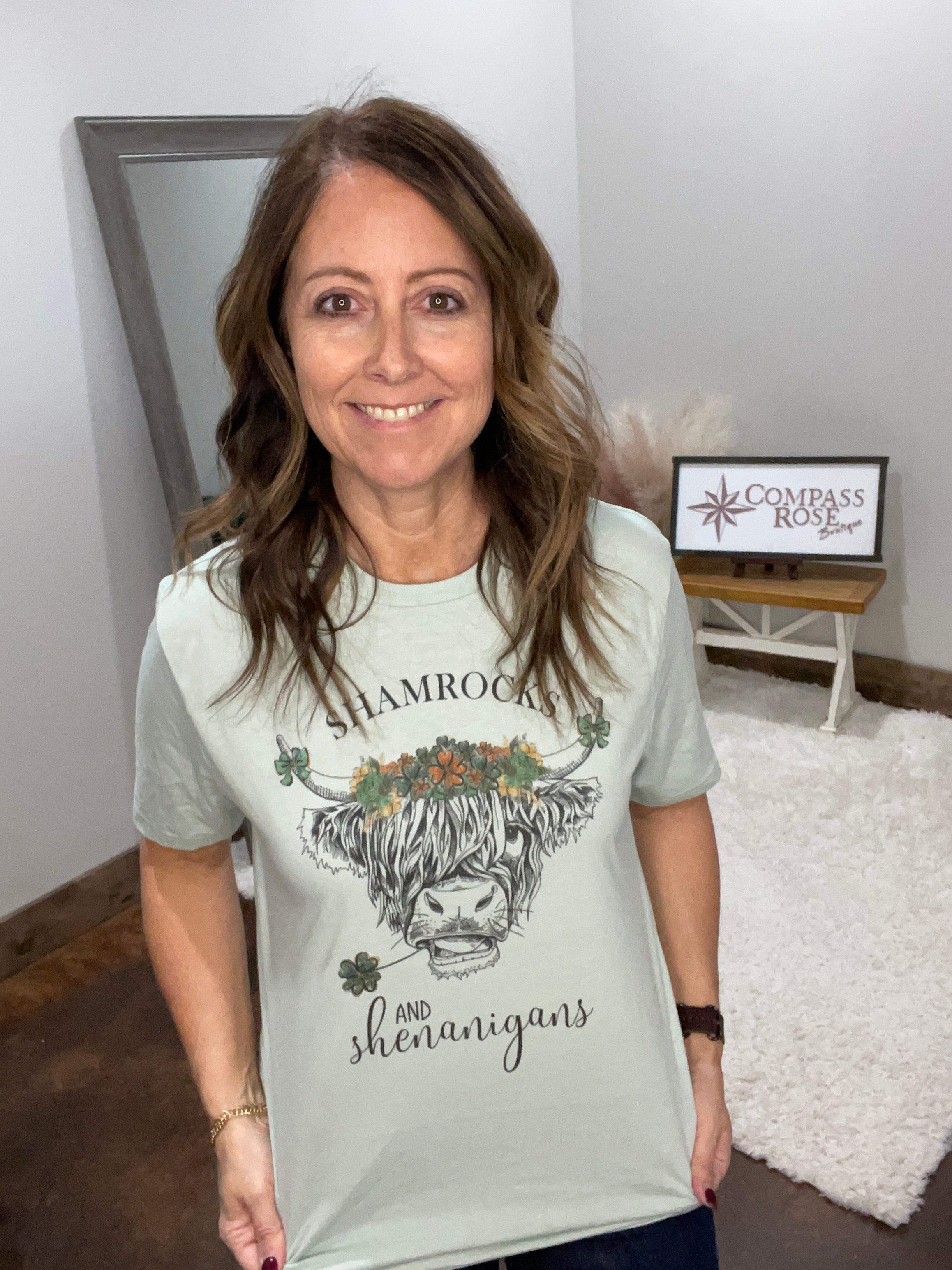 St. Patrick's Day Highland Cow Vintage Graphic Tee