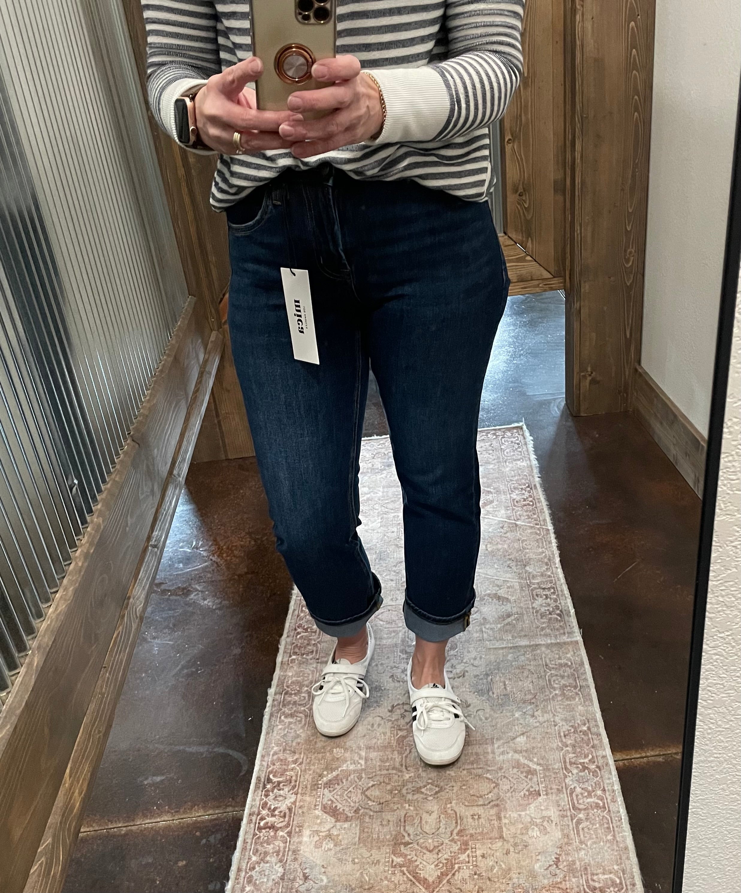 Mica Mid Rise Straight Ankle