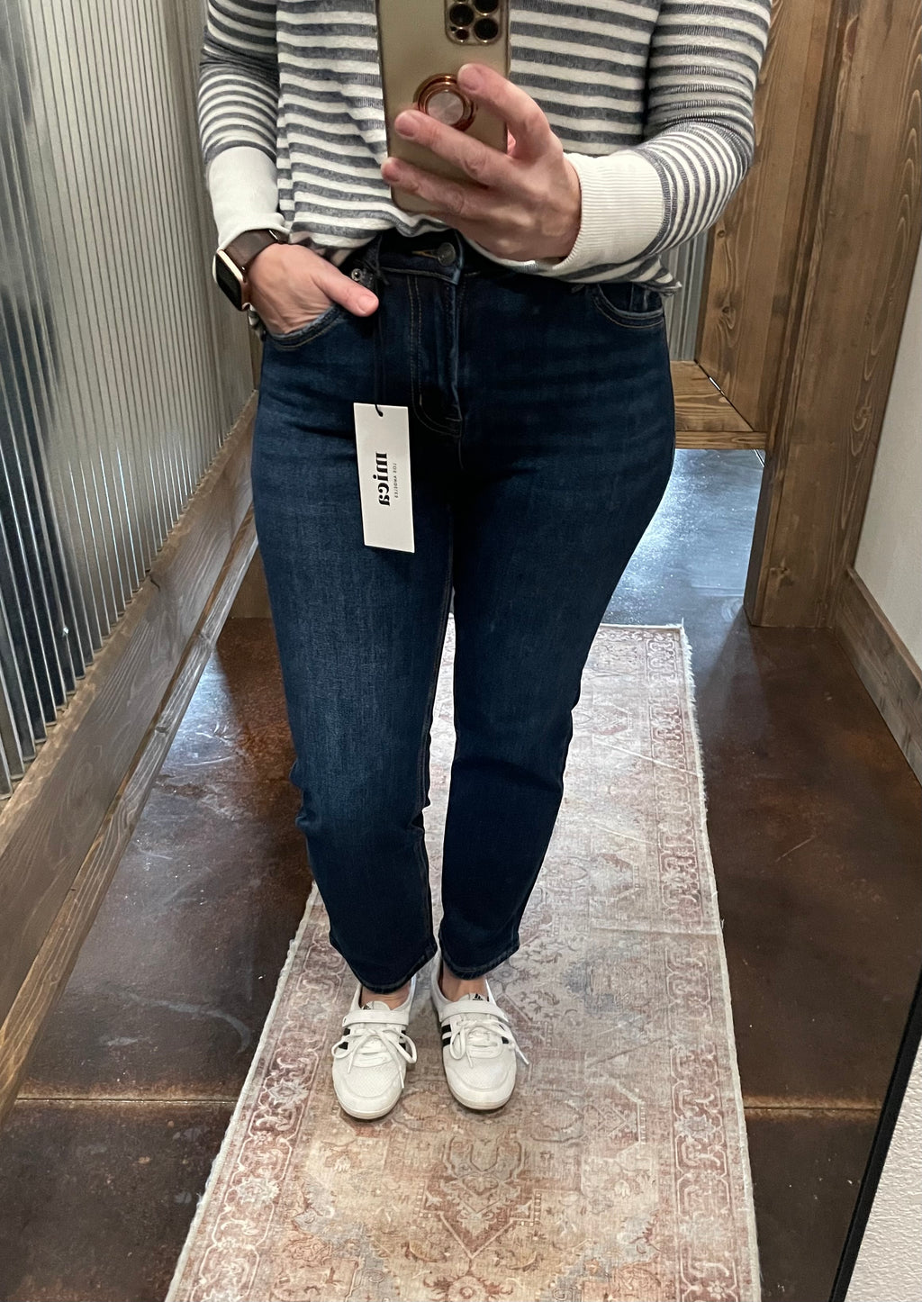 Mica Mid Rise Straight Ankle