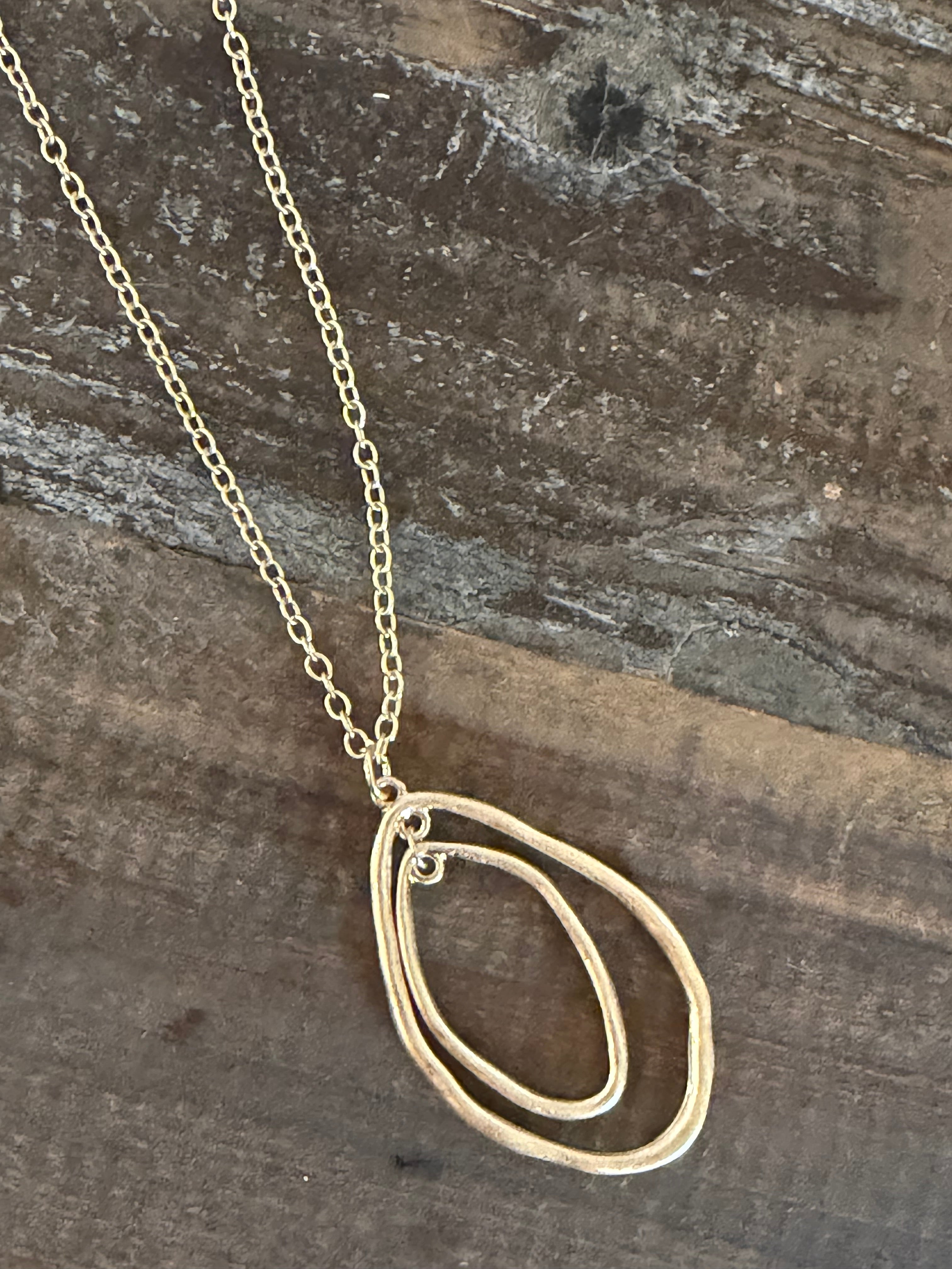 Double Oval Pendant Necklace