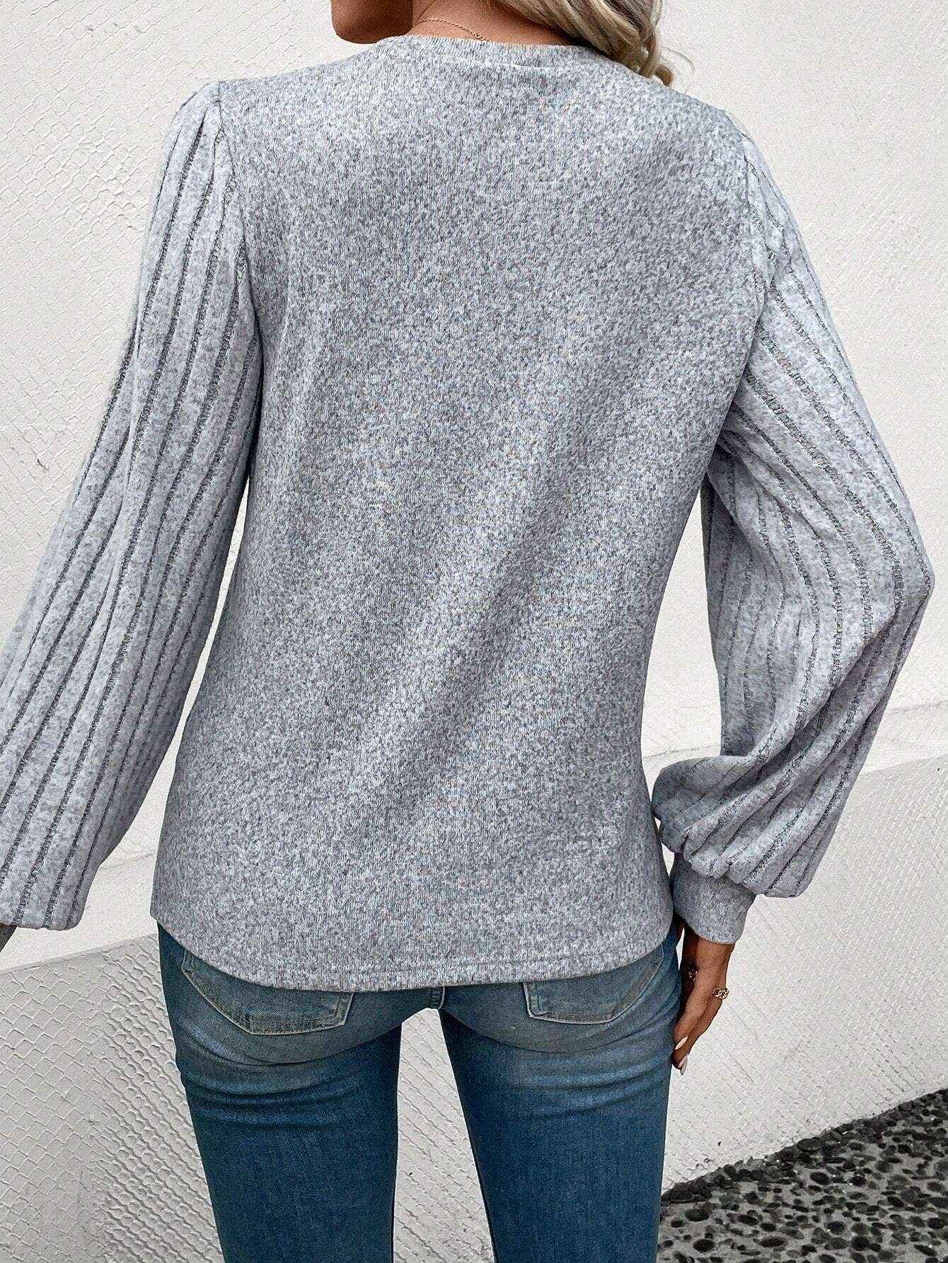 CREW-NECK CASUAL TOP