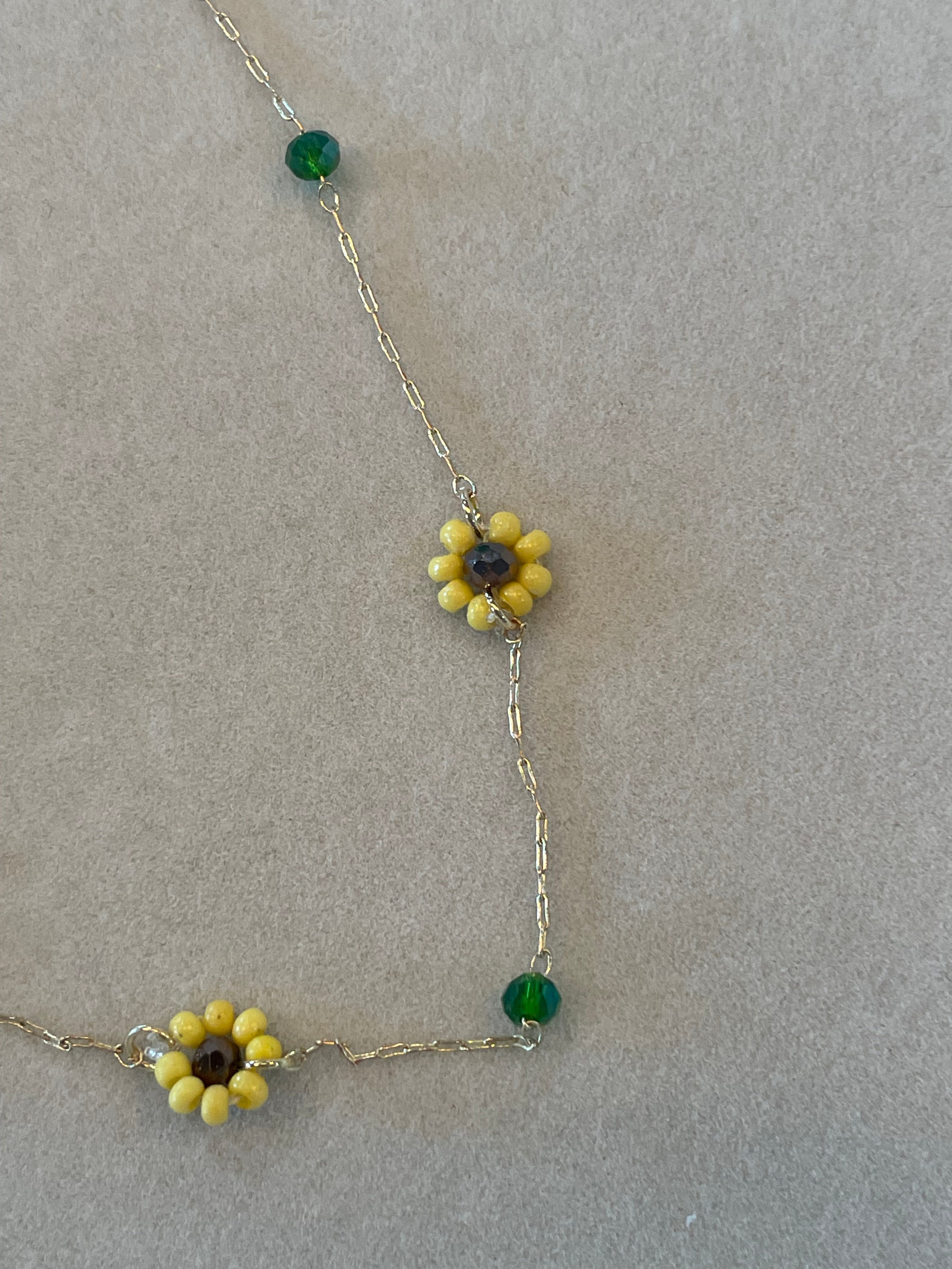 Dainty Flower Necklace