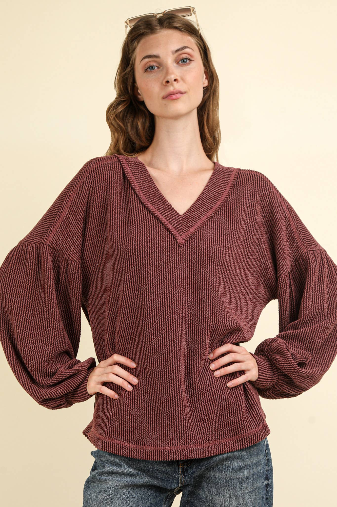 Two Tone Otto Ribbed V-Neck Knit Top