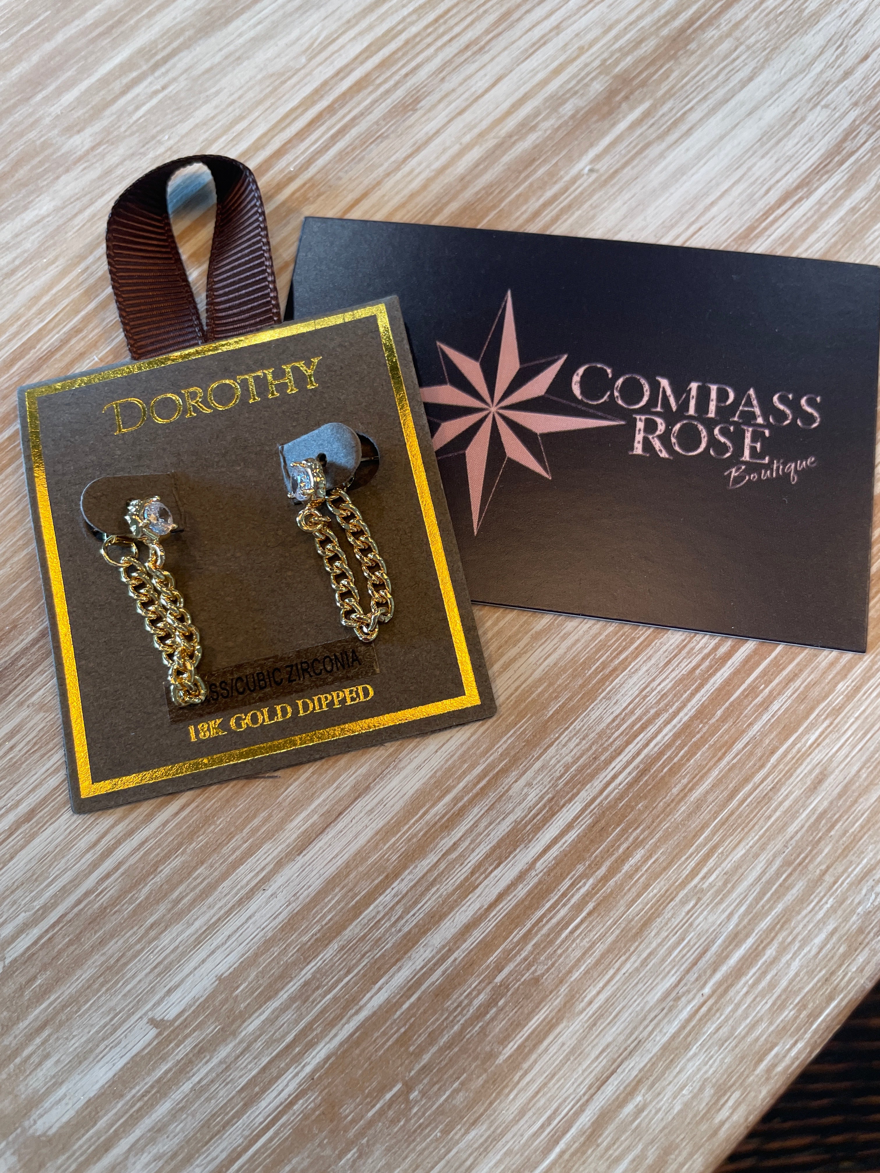 Chain Dangle Earrings w/ Stud