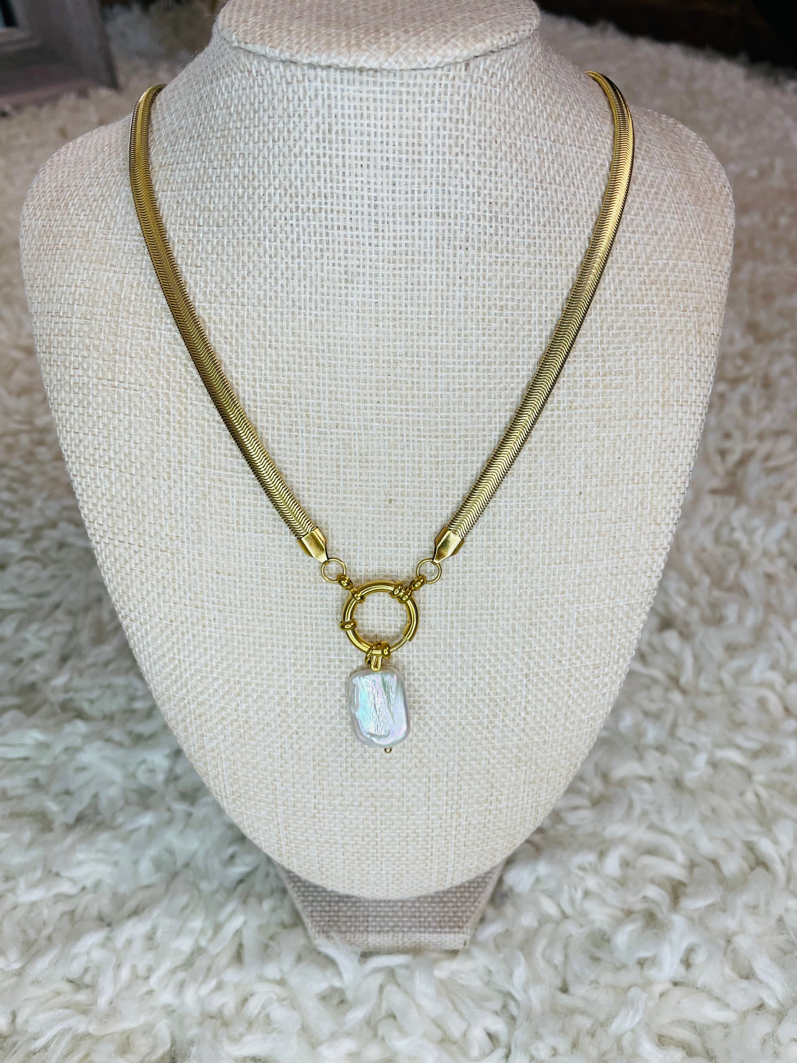 Mother of Pearl Necklace - WATERPROOF