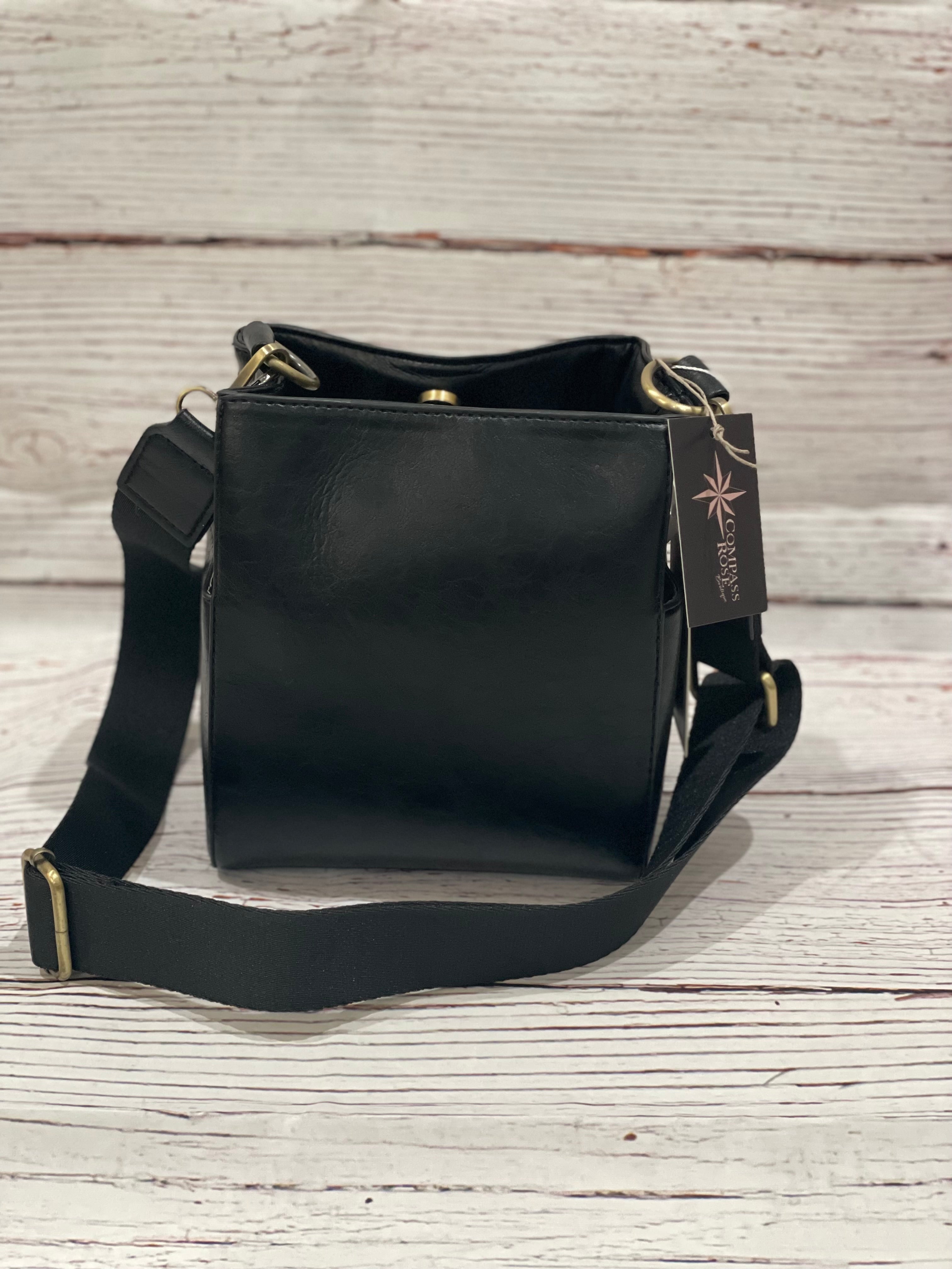 Jeanne Square Bucket Bag