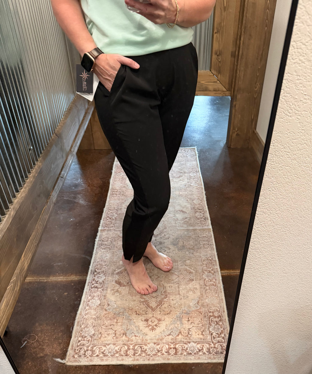 Everyday Ribbed Ankle Pant