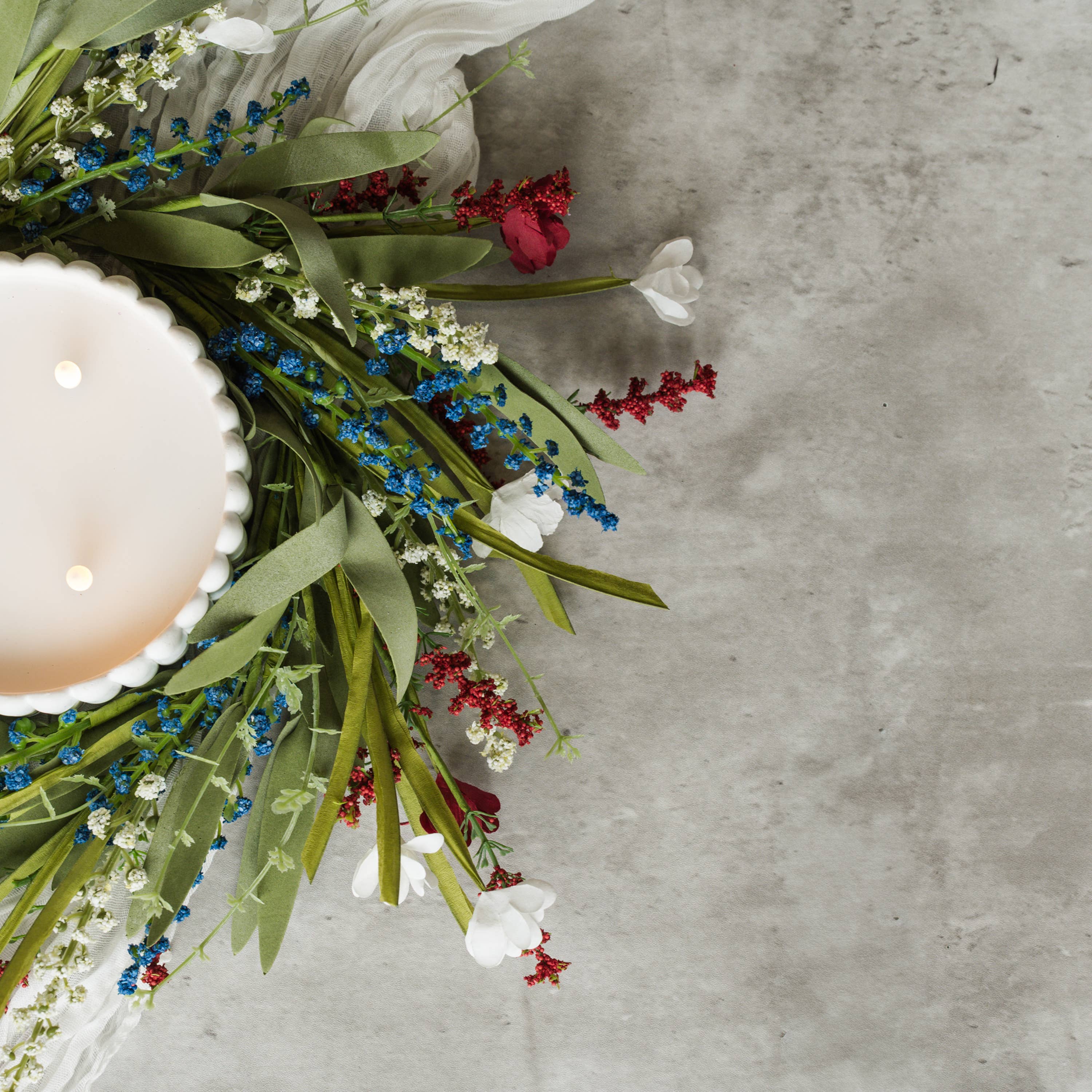 16" Red, White & Blue Candle Ring