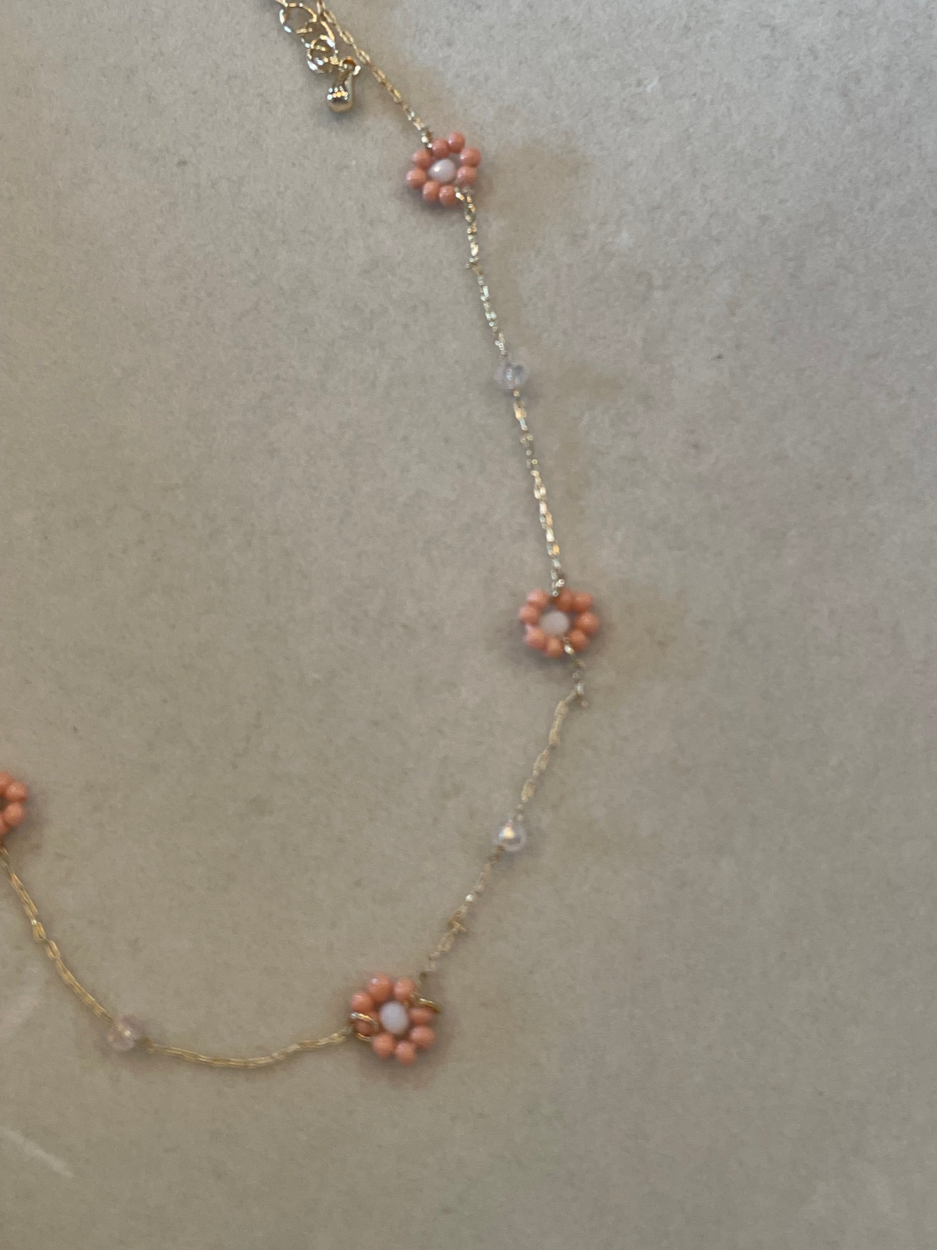 Dainty Flower Necklace