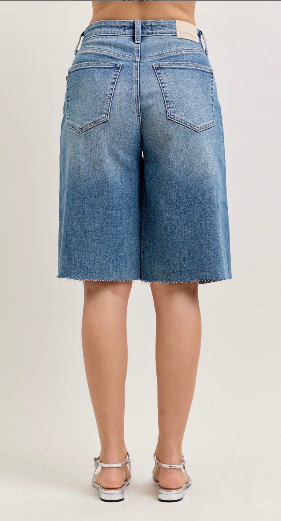 Judy Blue HW Rigid Magic Jort