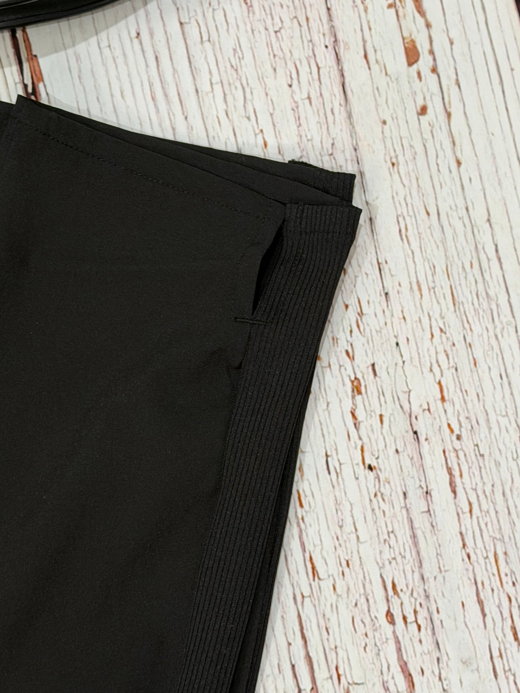 Everyday Ribbed Ankle Pant
