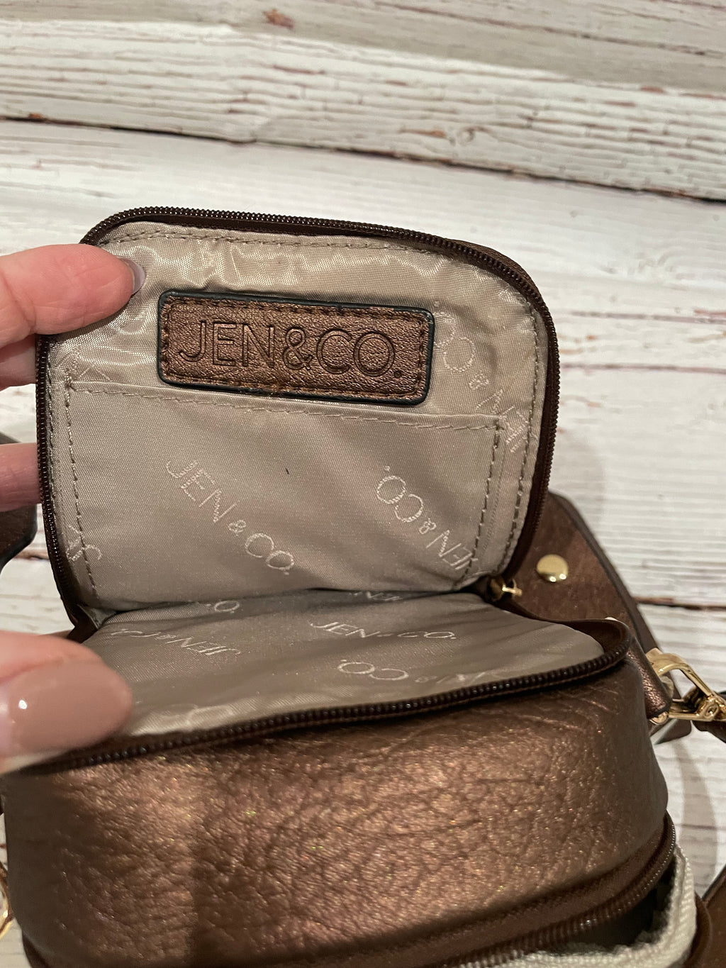 Parker 3 Compartment Crossbody w/ Pouch