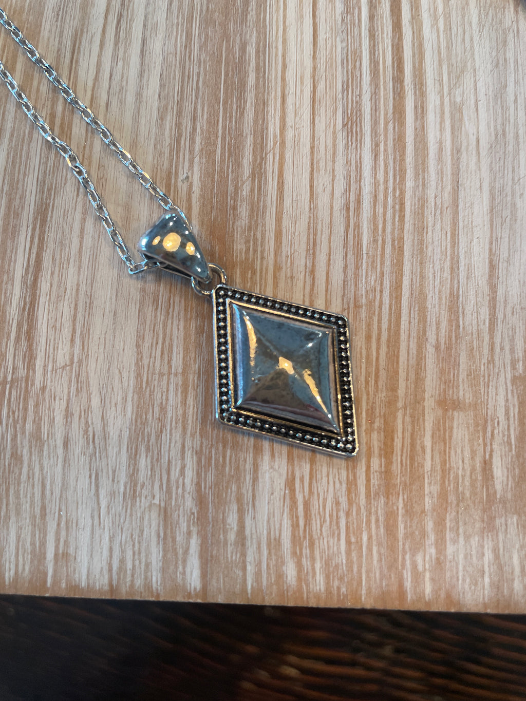 Pewter Diamond Shape Pendant Necklace