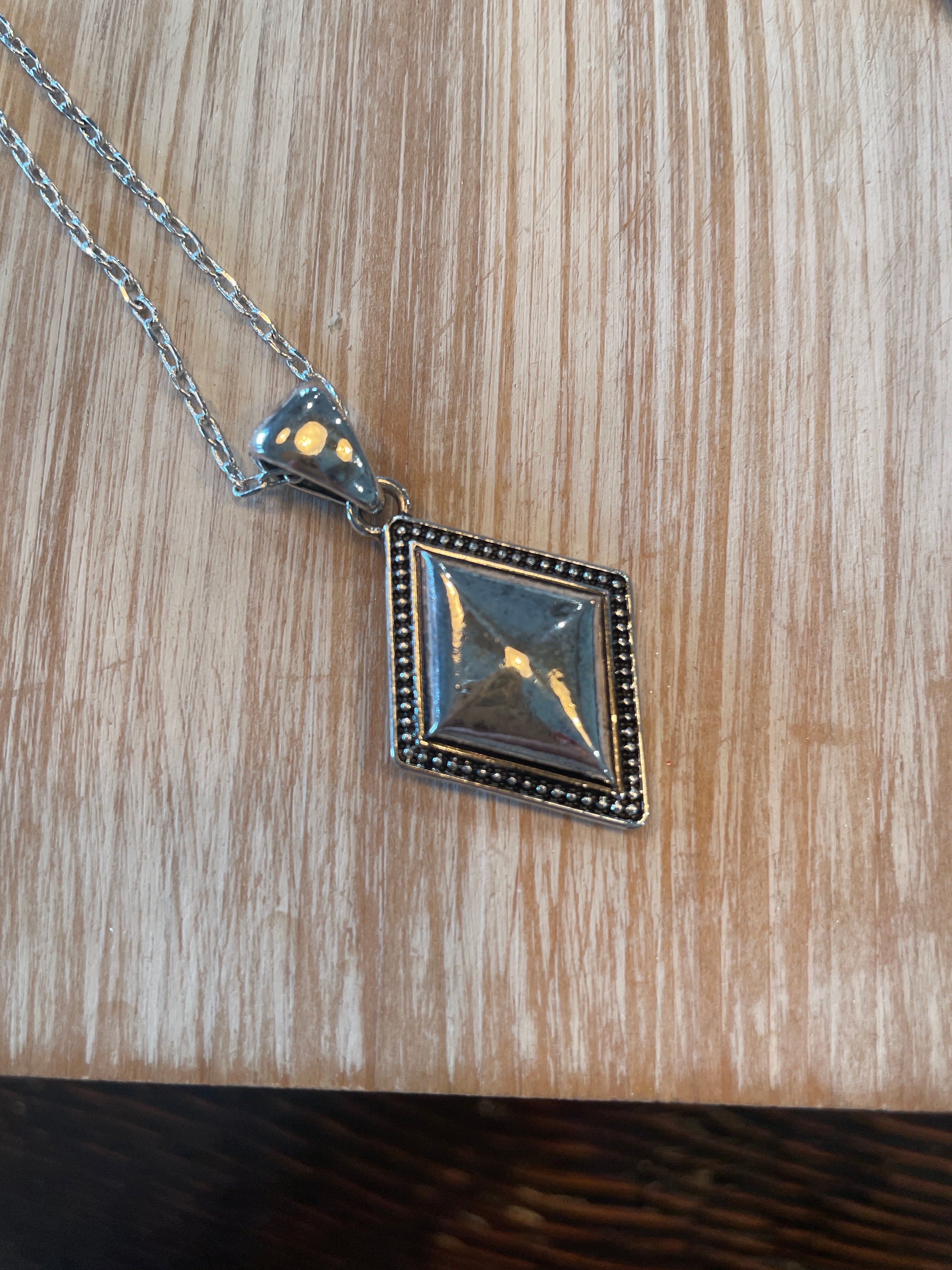 Pewter Diamond Shape Pendant Necklace