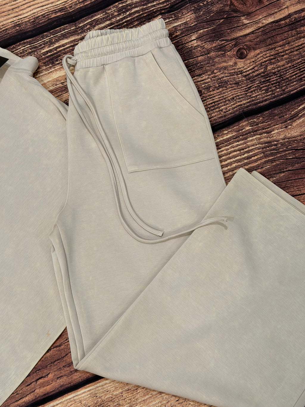 Mineral Wash Scuba Lounge Set