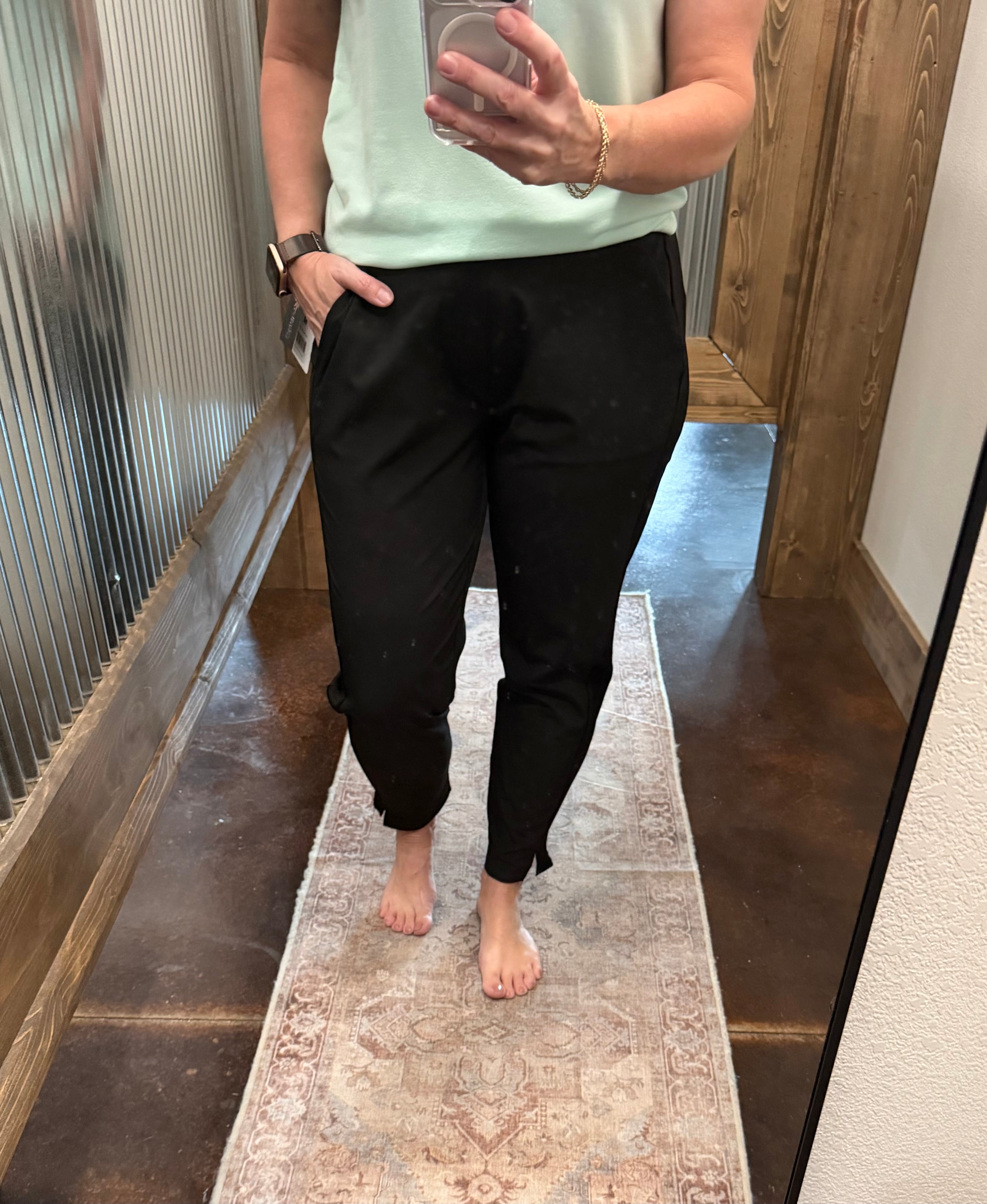 Everyday Ribbed Ankle Pant