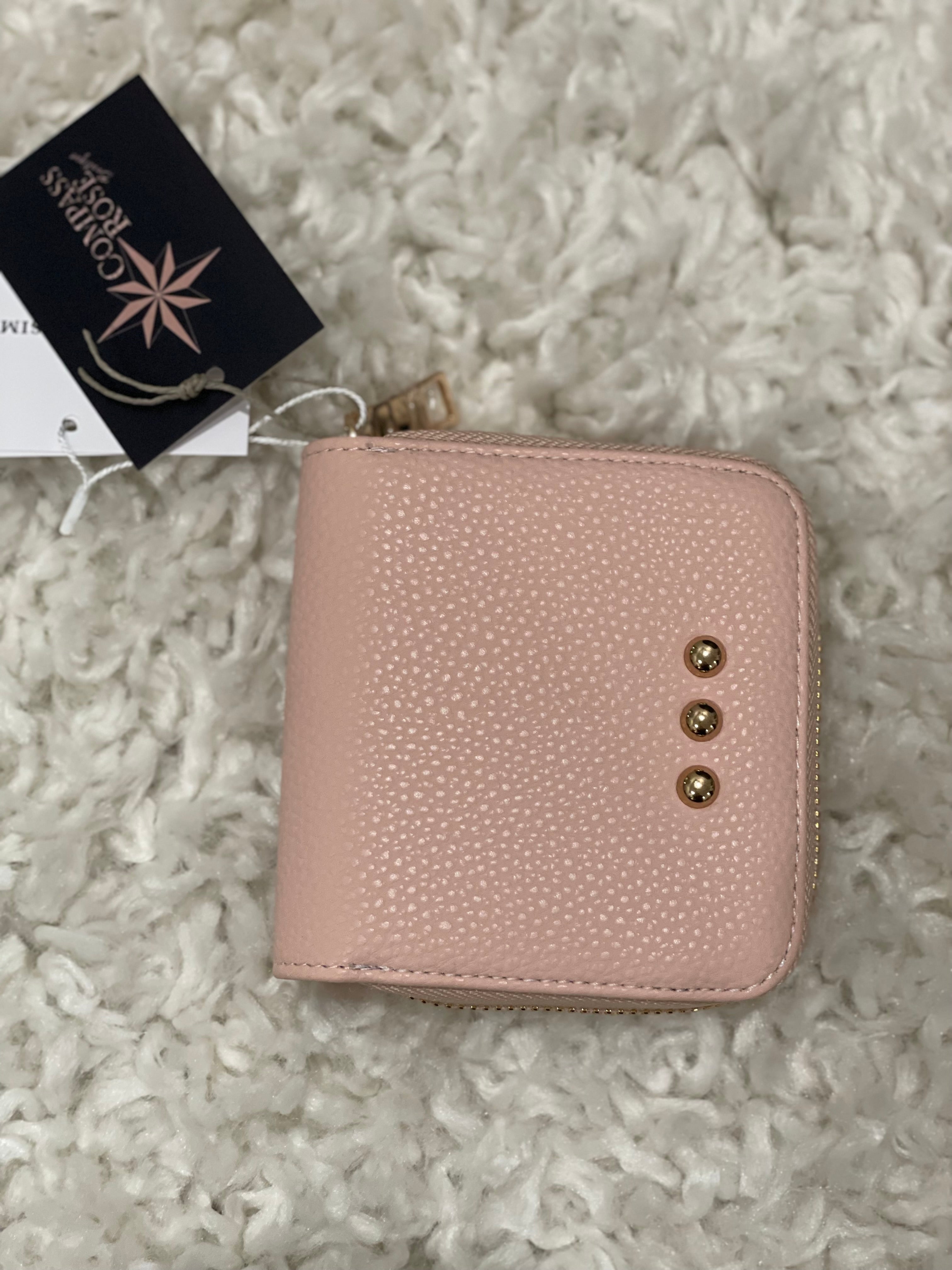 Wanderer Pouch Travel Organizer