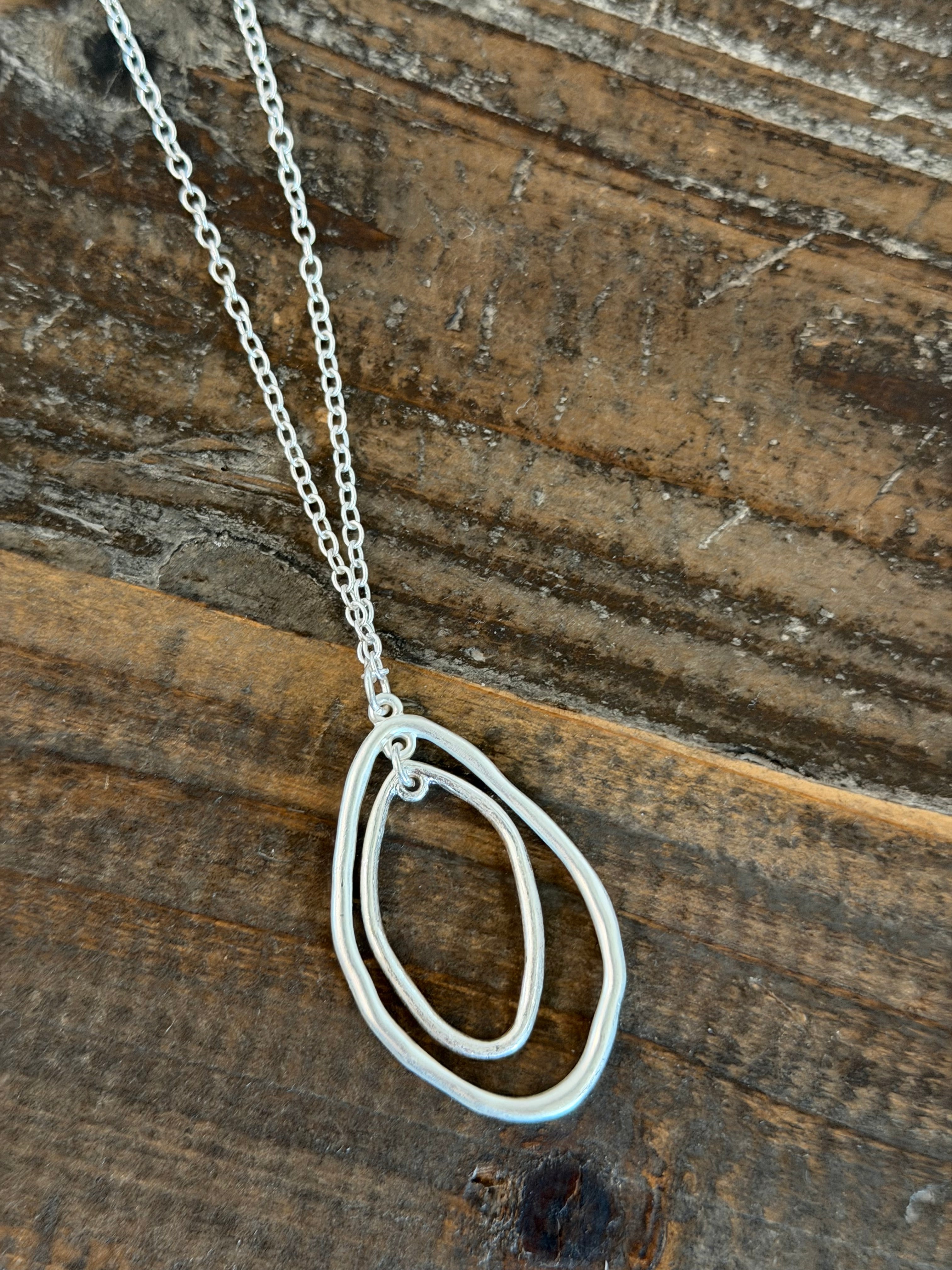 Double Oval Pendant Necklace