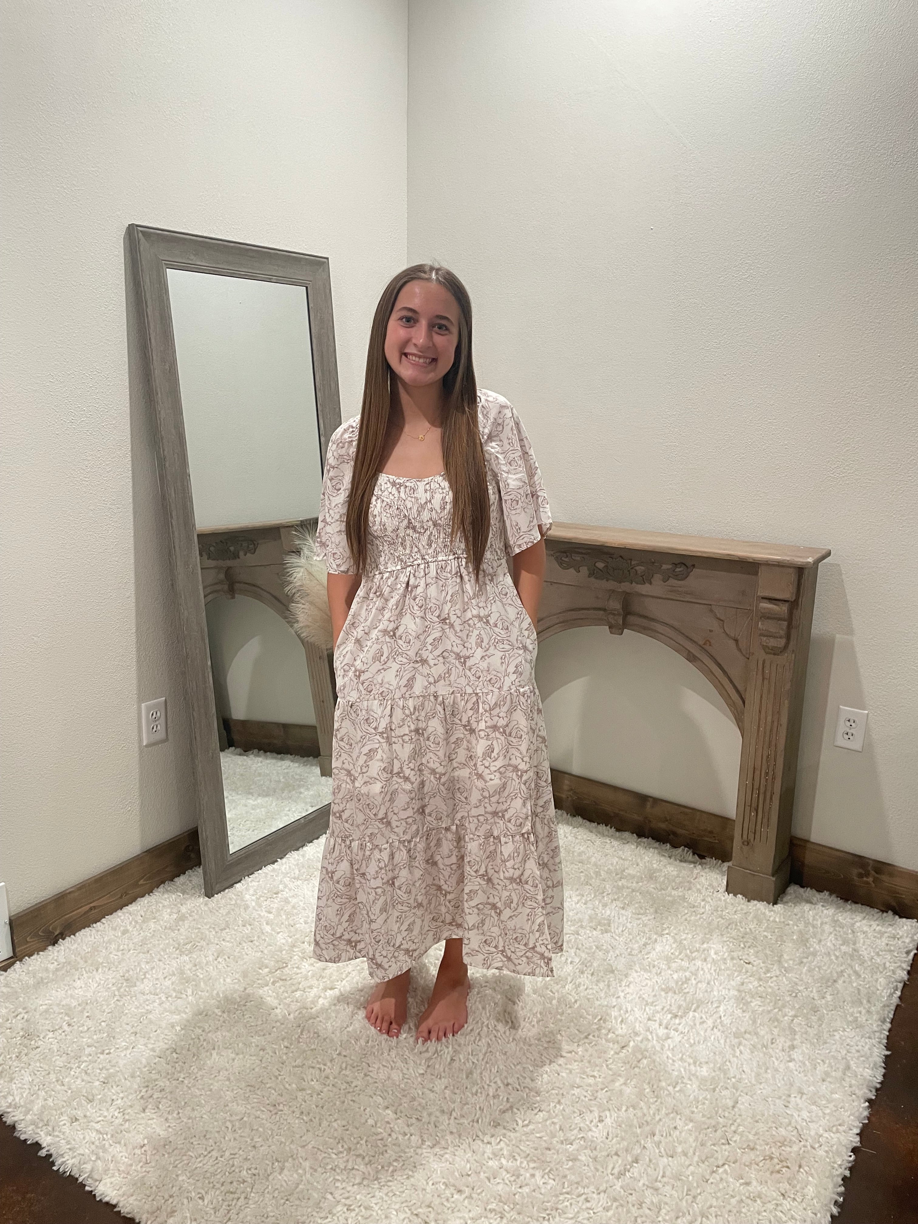 FLORAL FLUTTER SLEEVE MIDI DRESS WITH SLIT