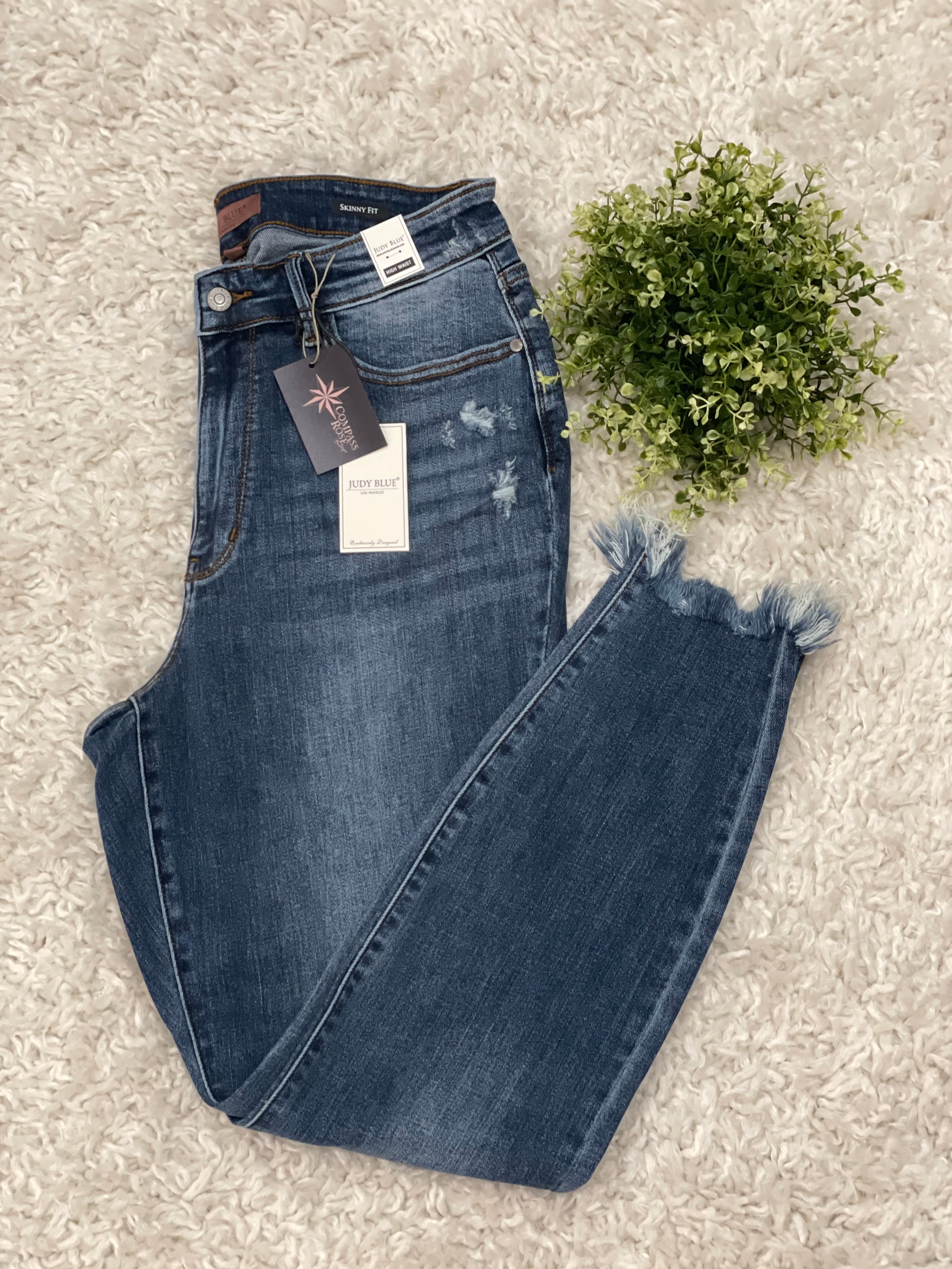 Judy Blue HW Skinny w/ Destroy & Shark Bite Hem