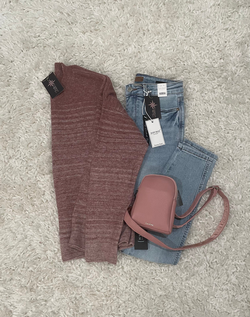 GRADIENT TONE STRIPED SWEATER