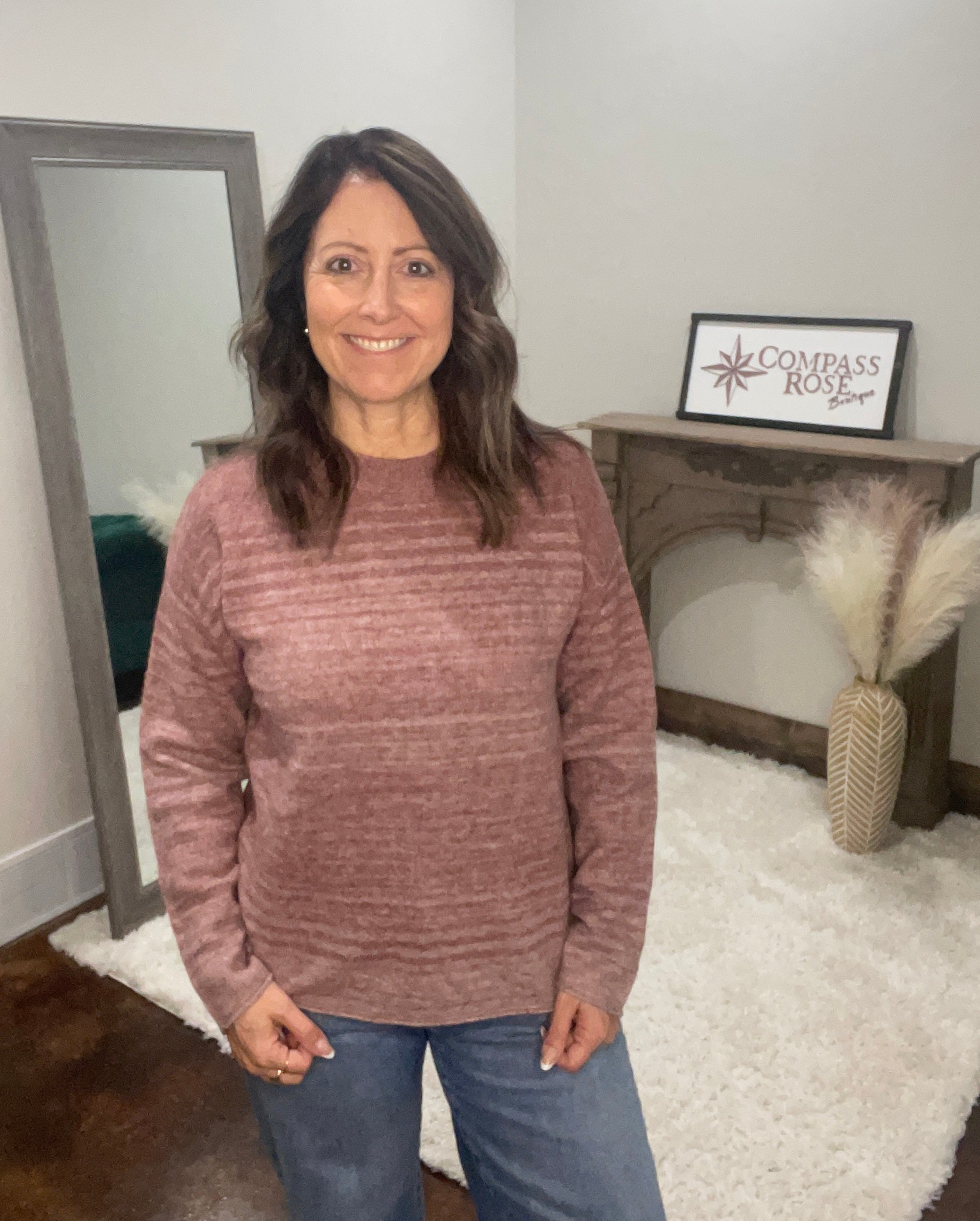 GRADIENT TONE STRIPED SWEATER