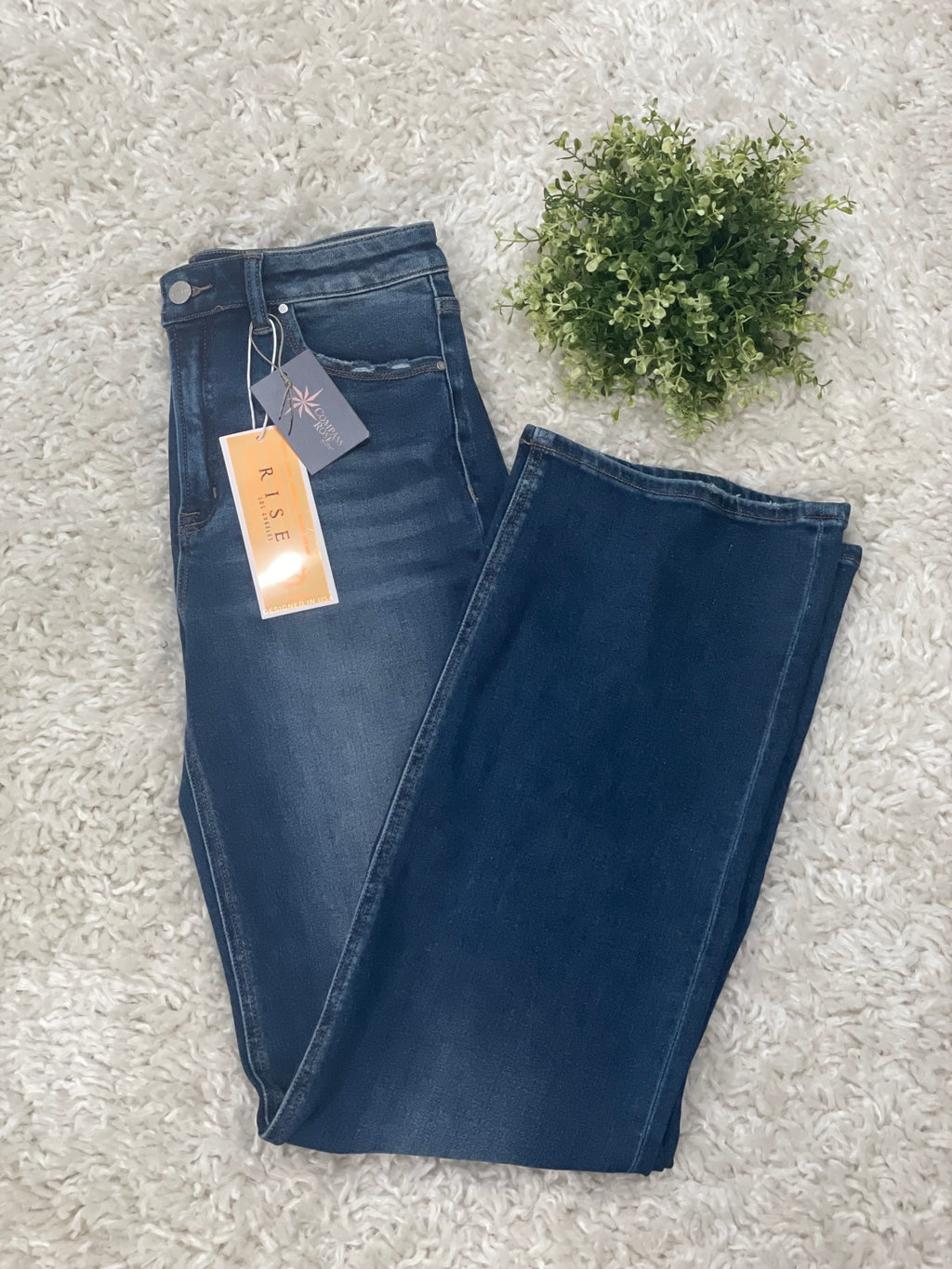 Risen HR Straight Jeans