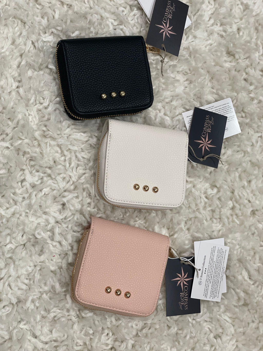 Wanderer Pouch Travel Organizer