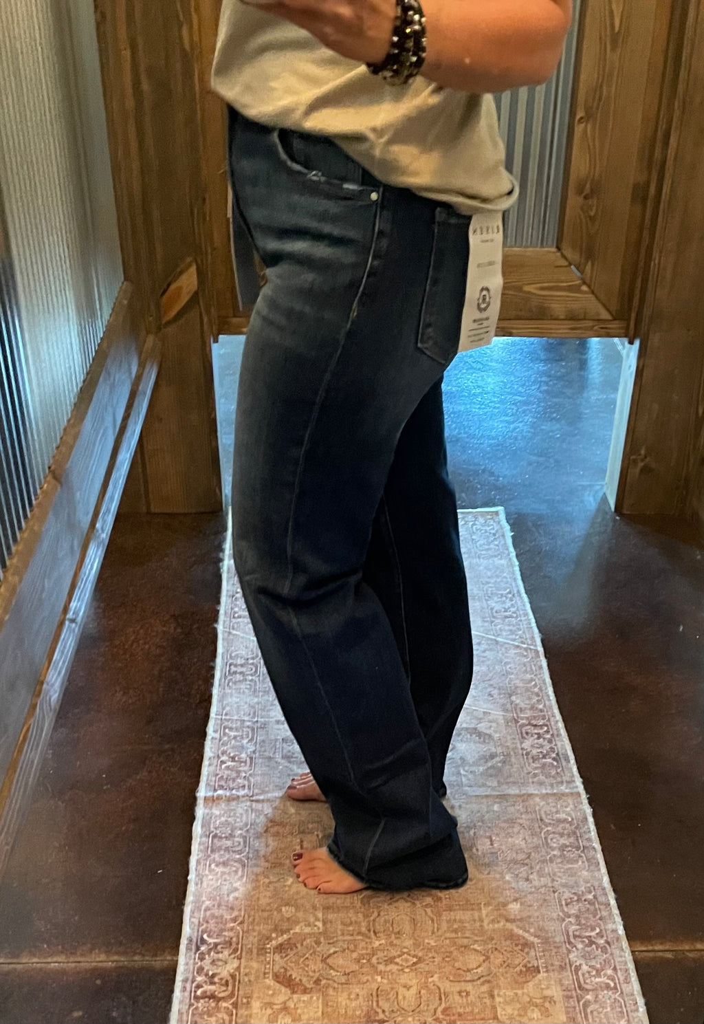 Risen HR Straight Jeans