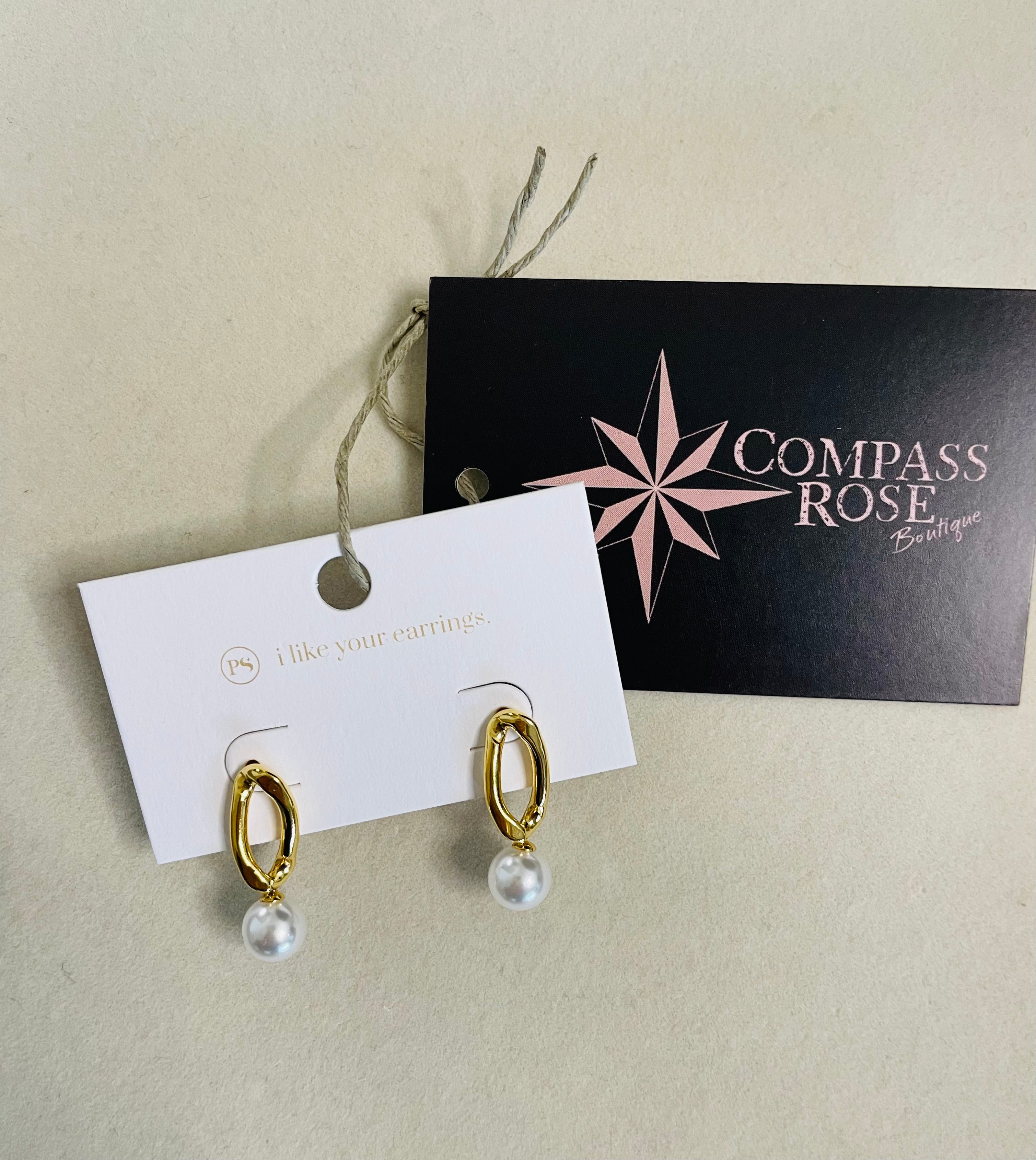 Elegance in Chains Pearl Earrings - WATERPROOF