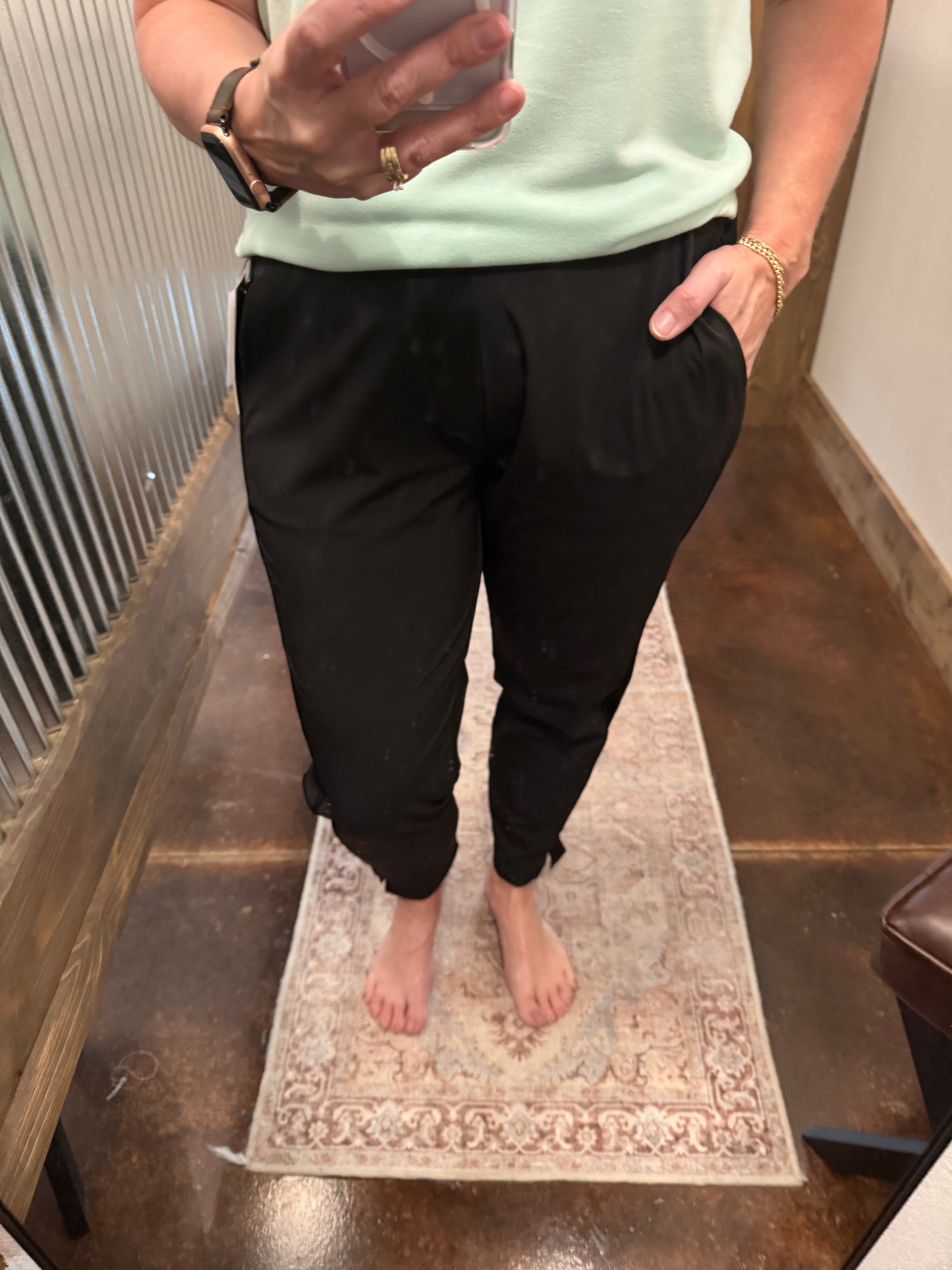 Everyday Ribbed Ankle Pant
