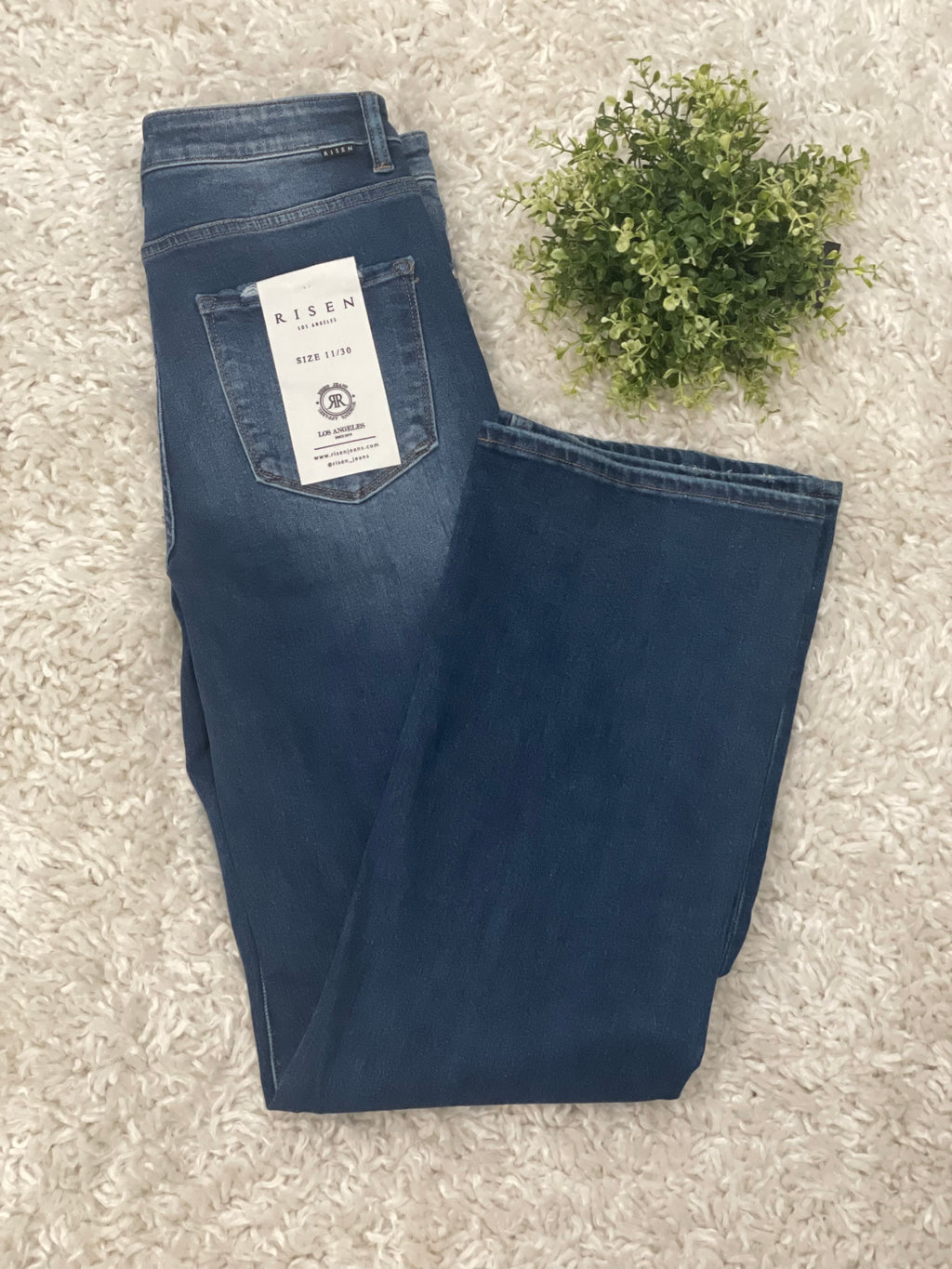 Risen HR Straight Jeans