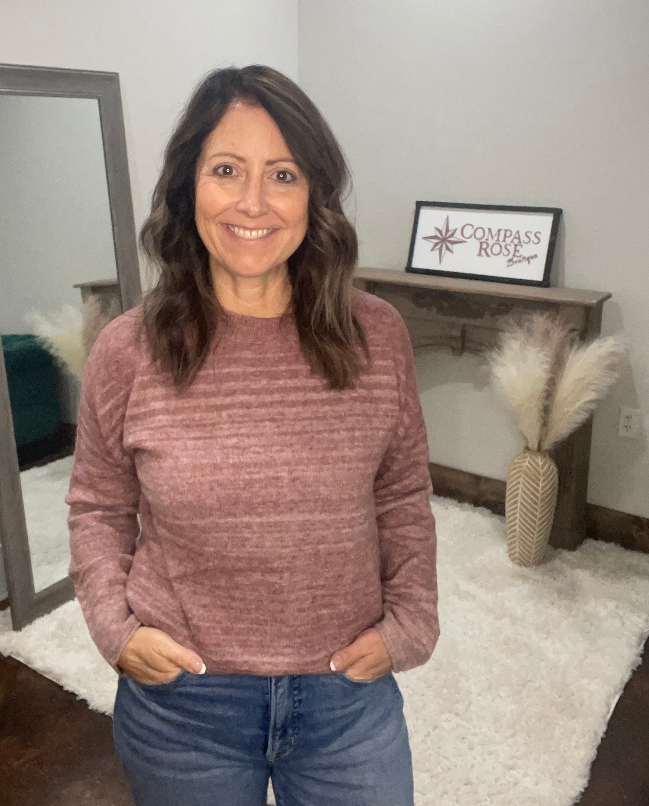 GRADIENT TONE STRIPED SWEATER