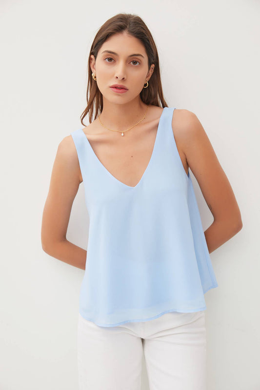 SLEEVELESS V-NECK SOLID TOP