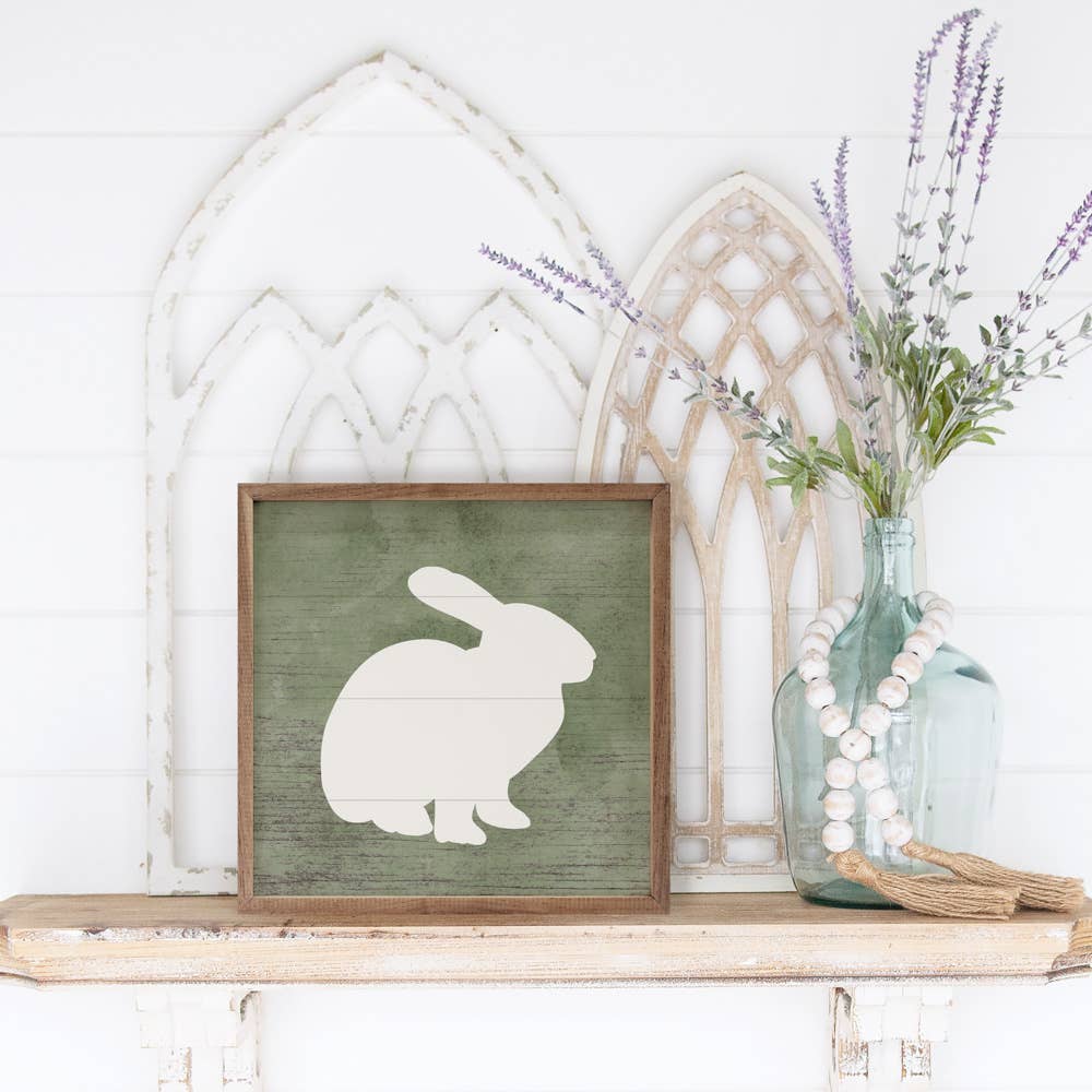 Sitting Bunny Green: 4 x 4 x 1
