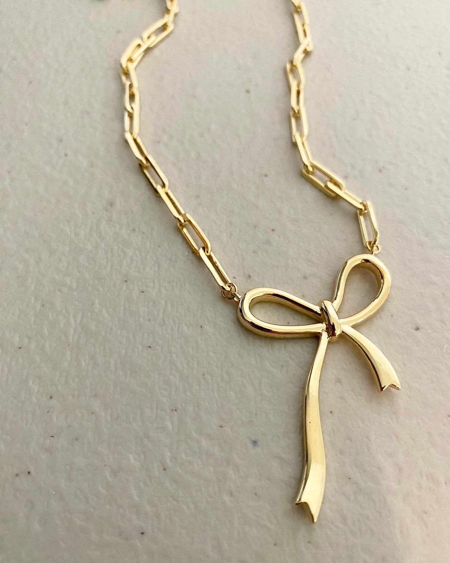 Paperclip Big Bow Necklace
