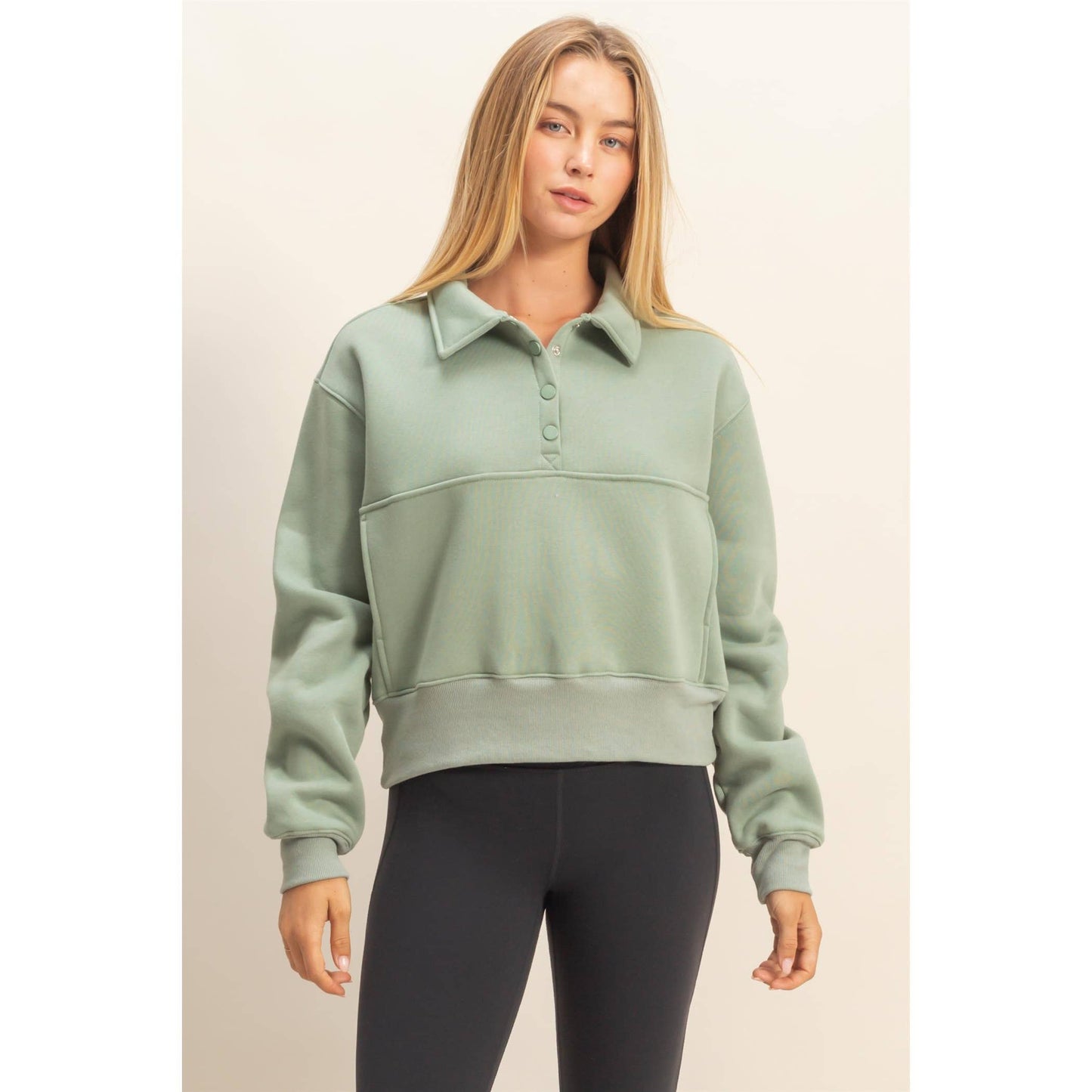 Collar Snap Buttoned Sweatshirt